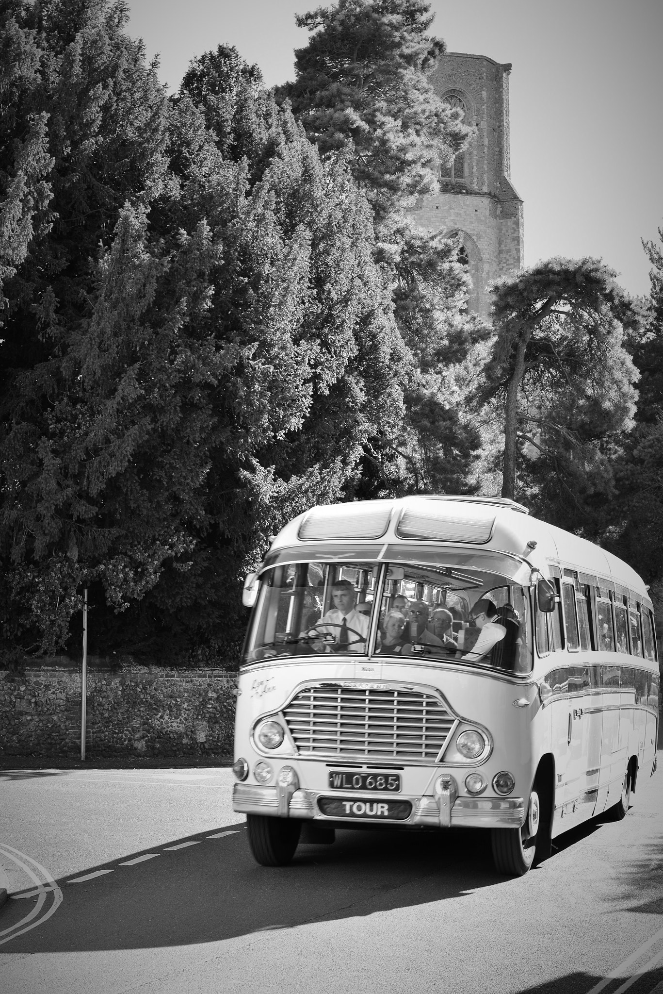 Nikon D3300 + Sigma 50mm F1.4 EX DG HSM sample photo. Bus photography