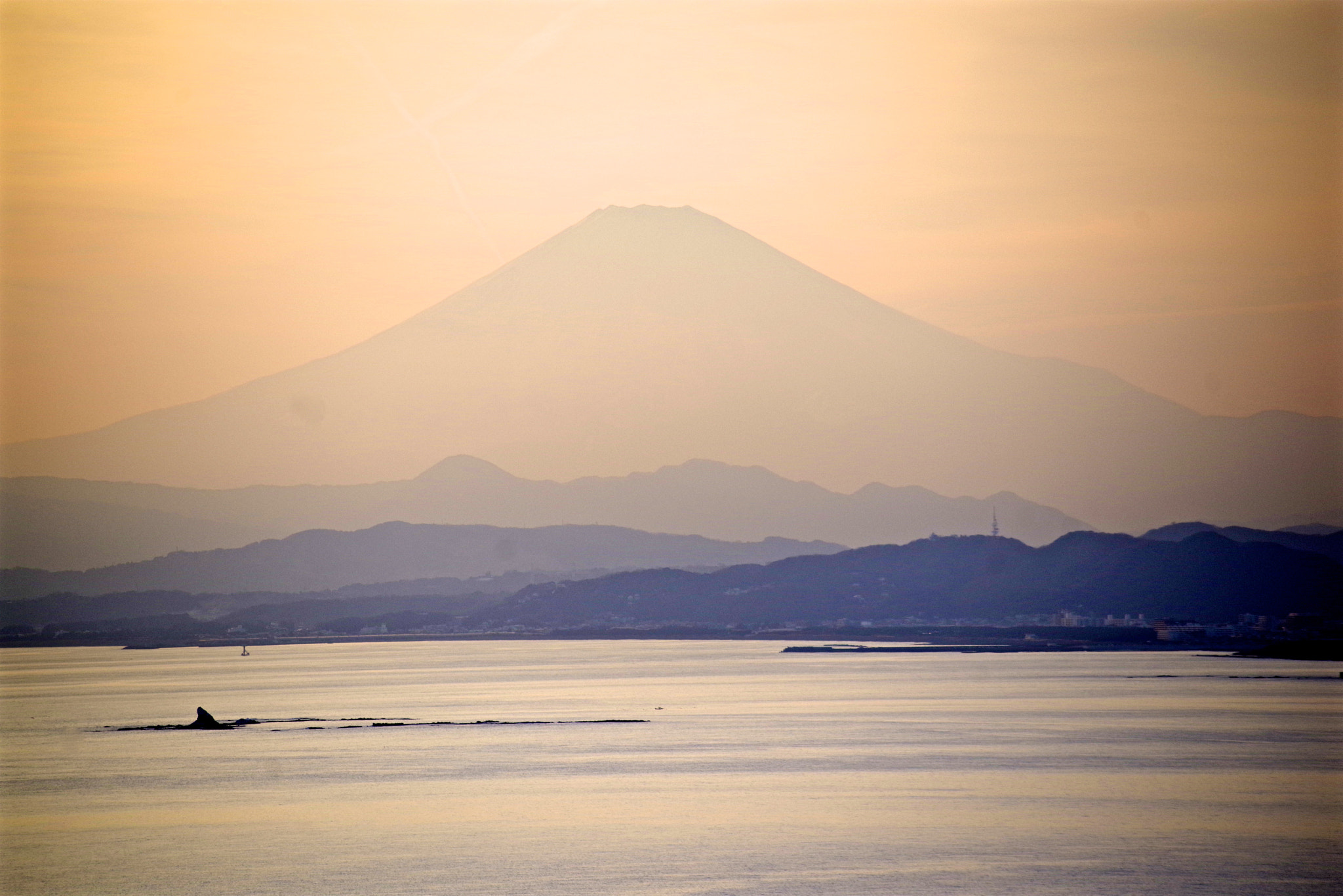 Pentax K-1 + Sigma Lens (3 255) sample photo. Light hazed fuji photography