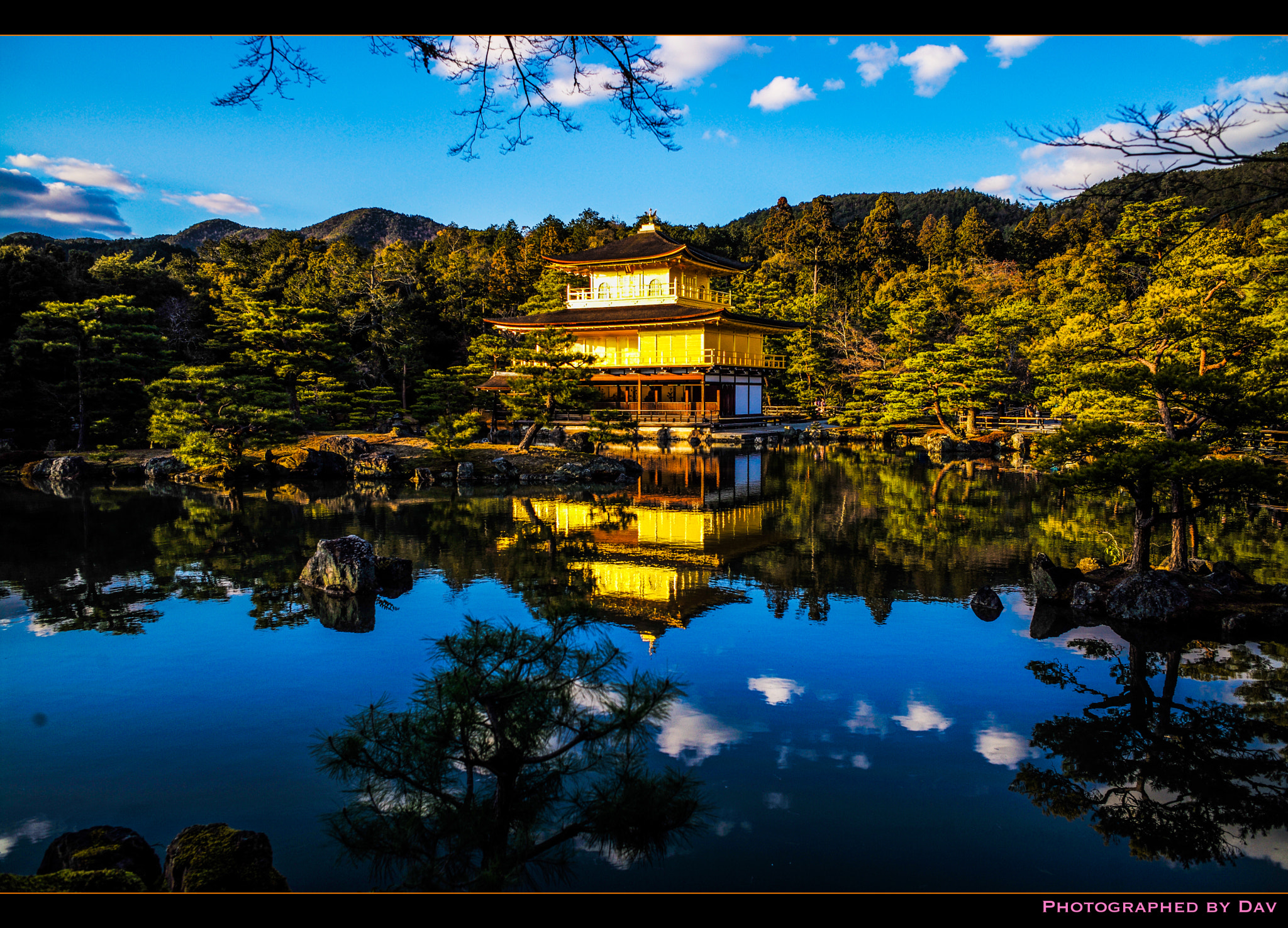 Leica Elmarit-M 28mm F2.8 ASPH sample photo. Golden temple in the sunset photography