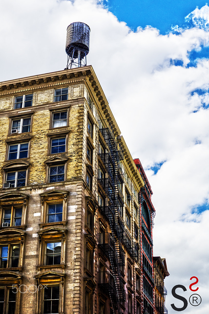 Sony Cyber-shot DSC-RX10 + 24-200mm F2.8 sample photo. Nyc 221 photography