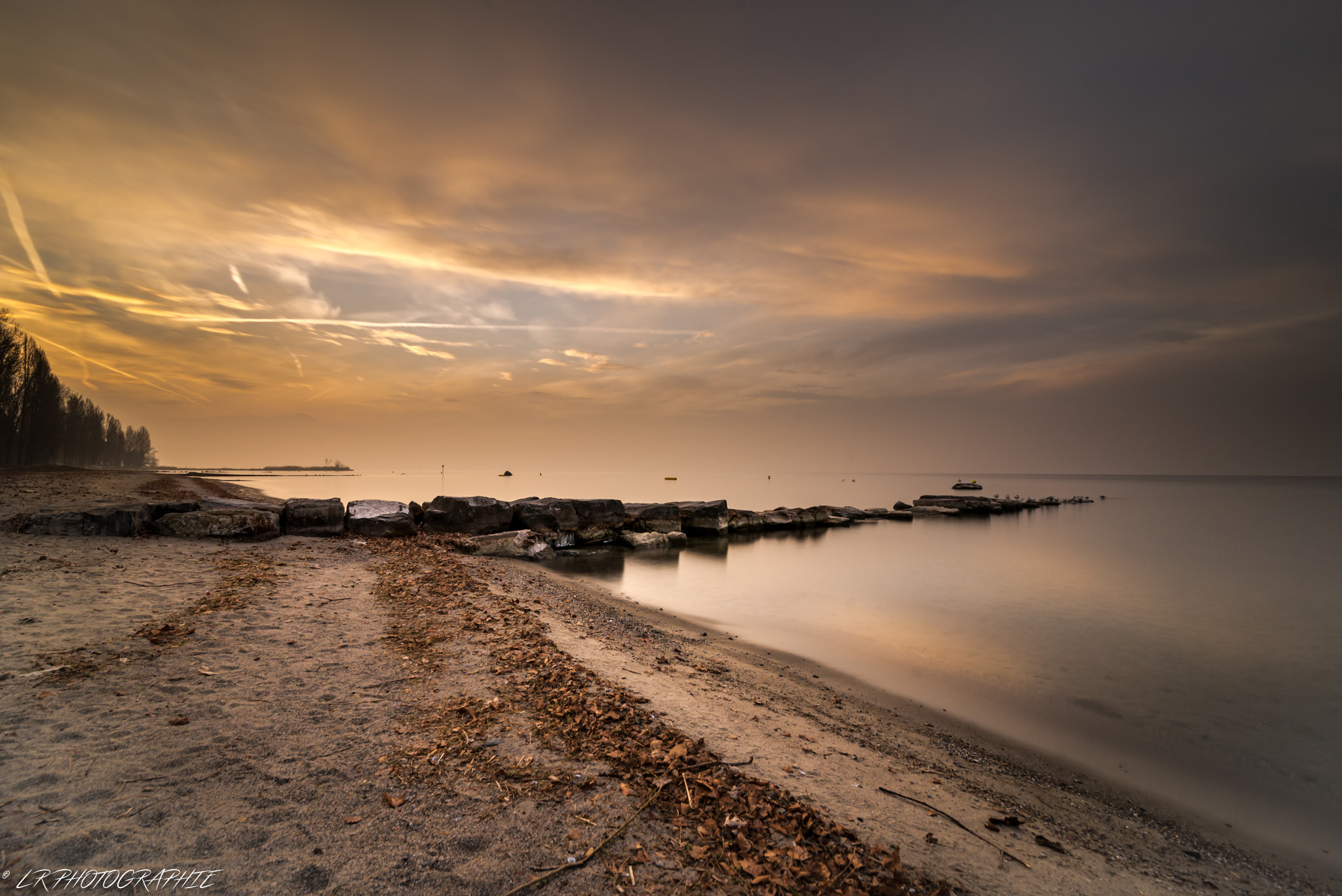 Tokina AT-X 16-28mm F2.8 Pro FX sample photo. Sunrise at the lake photography