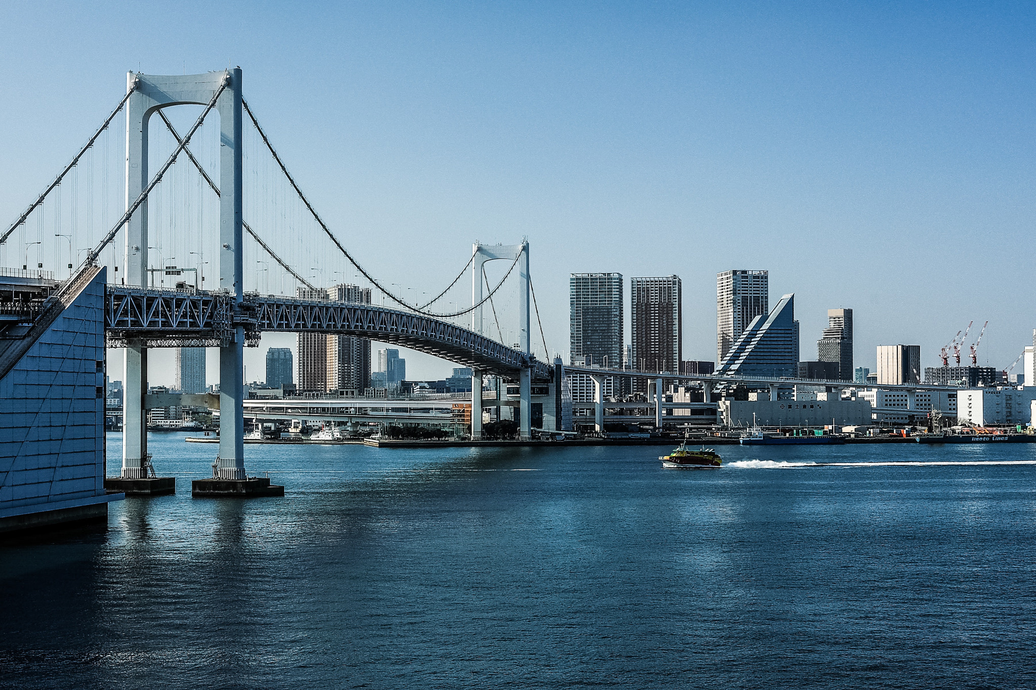 Fujifilm X-M1 + Fujifilm XF 27mm F2.8 sample photo. Under the rainbow photography