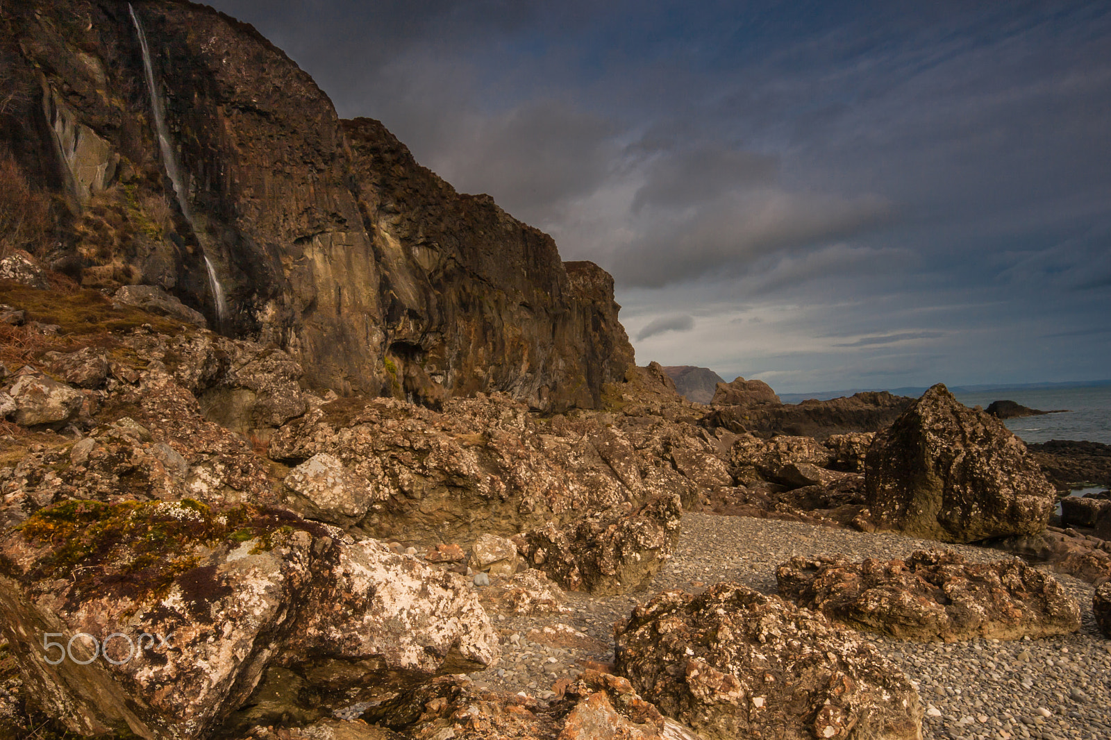 Sigma 10-20mm F4-5.6 EX DC HSM sample photo. Mull's cliffs photography