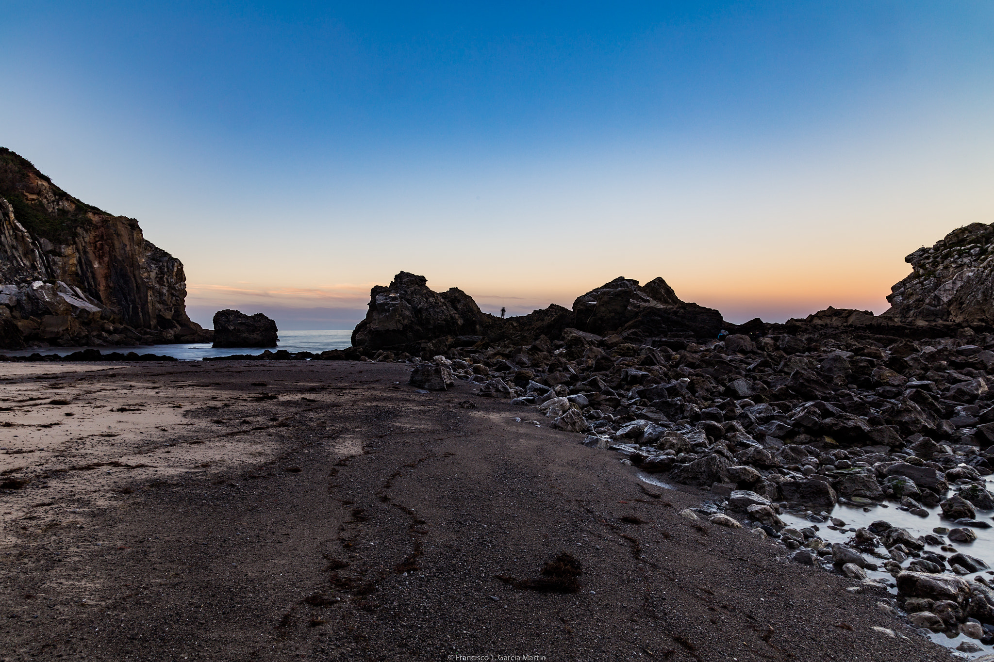 Canon EOS 6D + Sigma 24-105mm f/4 DG OS HSM | A sample photo. Playa el islote de los picones xlix photography