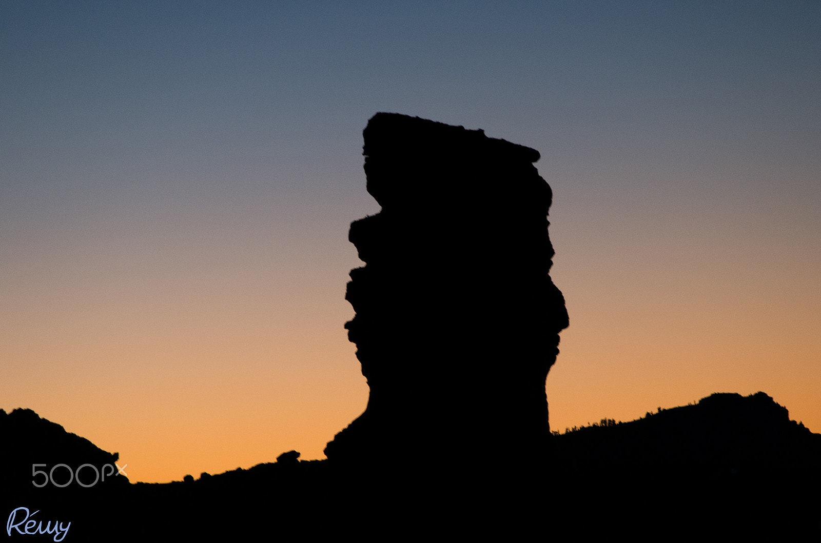 Pentax smc DA 55-300mm F4.0-5.8 ED sample photo. Shadow photography