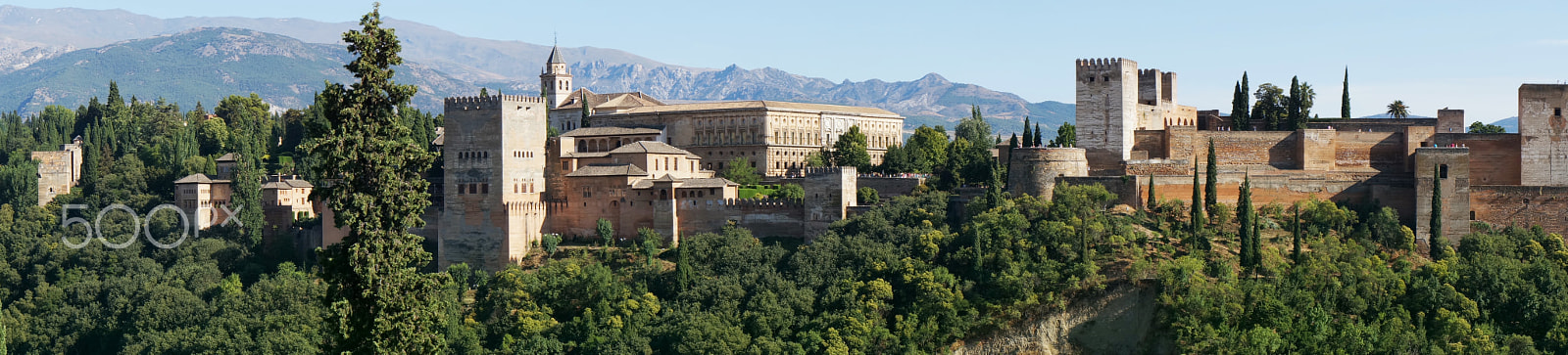 Sony Alpha NEX-5R + Sony E 18-55mm F3.5-5.6 OSS sample photo. Beautiful view of alhambra - granada, spain photography