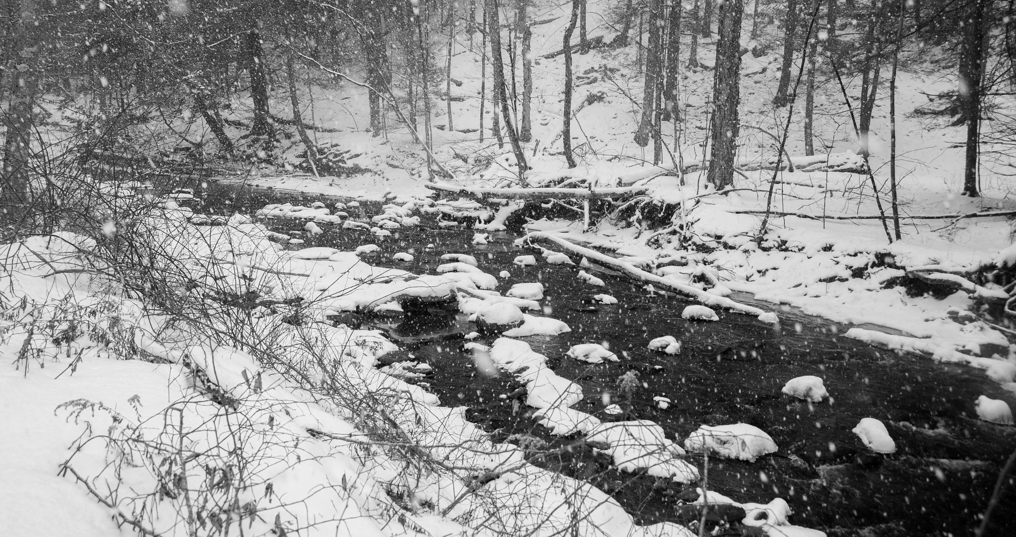 Canon EF 28-80mm f/3.5-5.6 USM sample photo. Small snowy stream photography