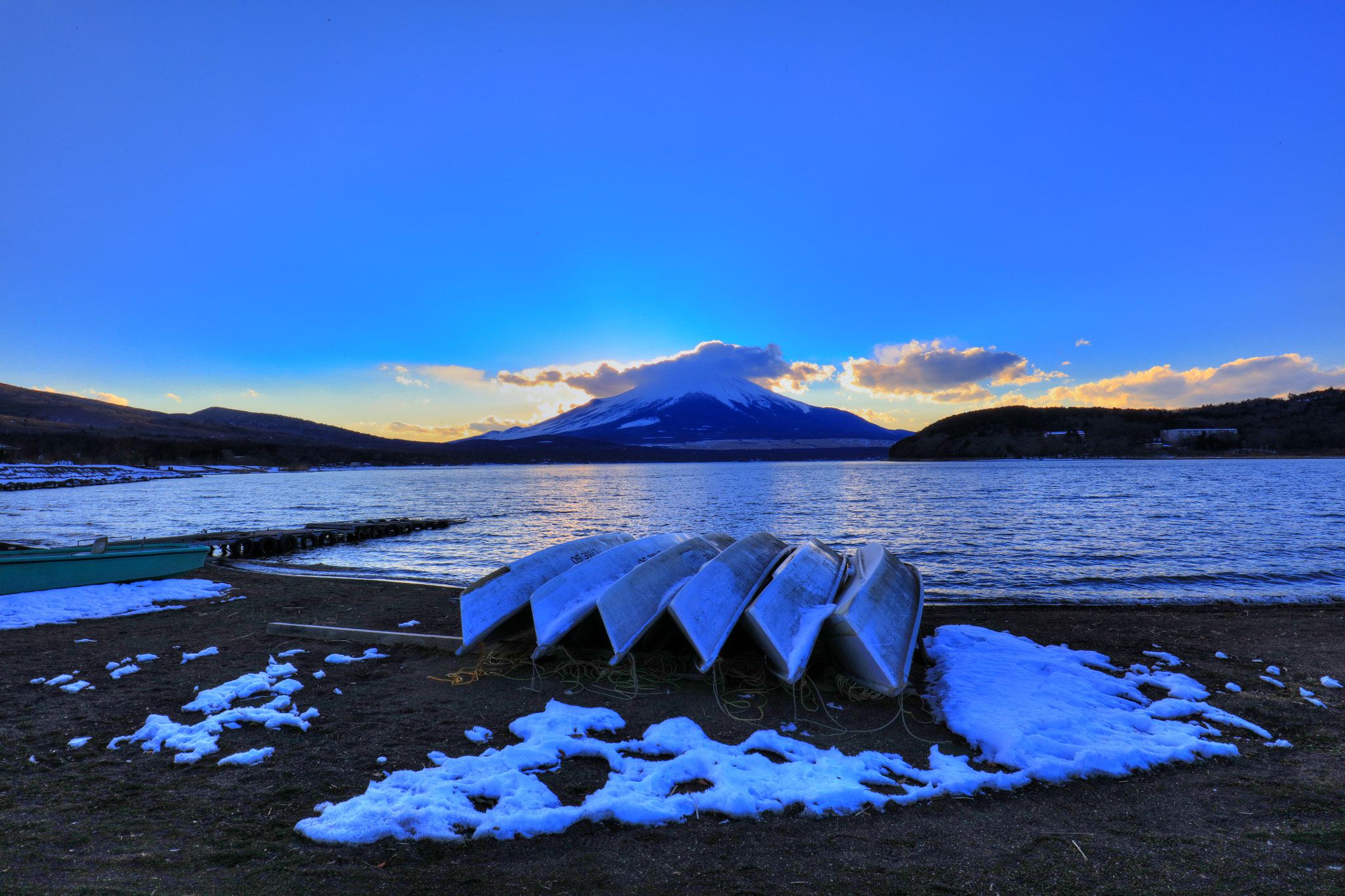 Canon EF 16-35mm F4L IS USM sample photo. Fuji photography