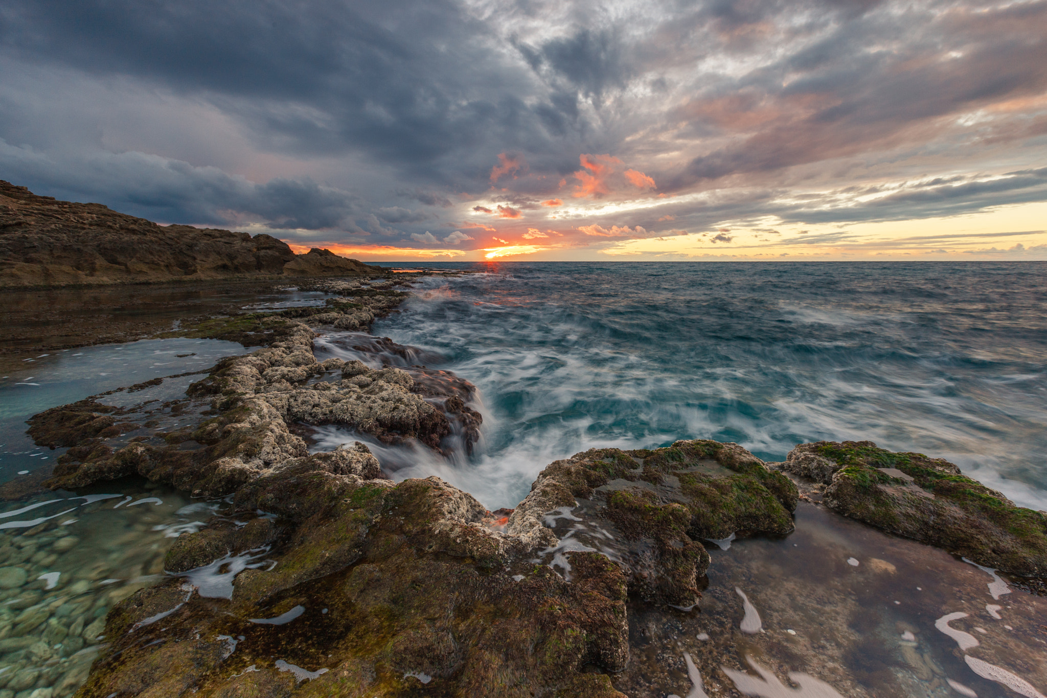 Canon EOS-1Ds Mark III sample photo. Mediterranean sea photography