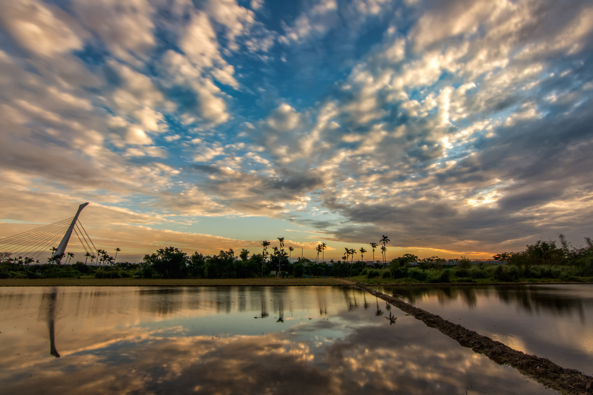 Tokina AT-X Pro 11-16mm F2.8 DX II sample photo. Reflections in the water photography