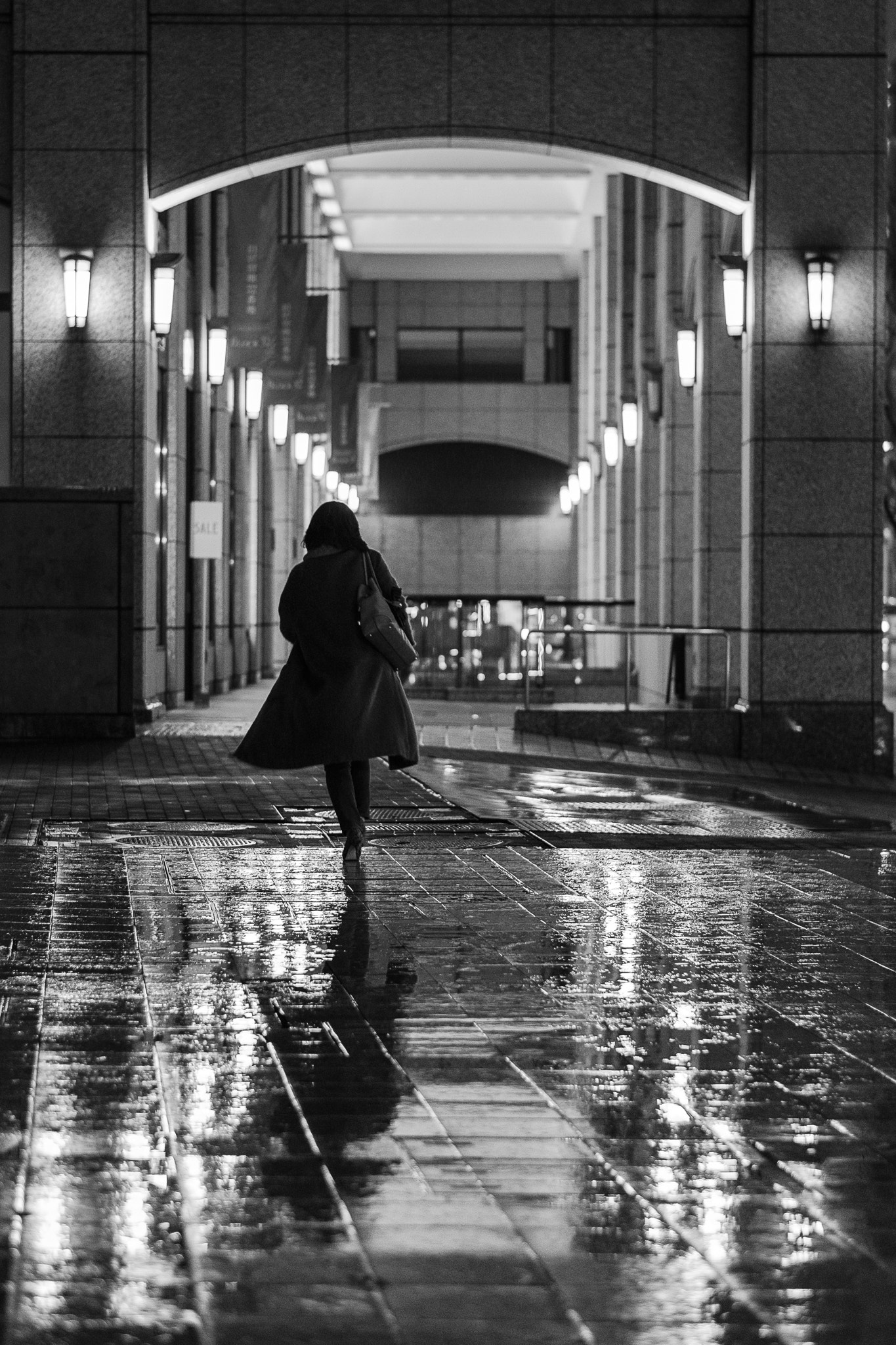Fujifilm X-T2 + Fujifilm XF 56mm F1.2 R APD sample photo. Around the former foreign settlement after dark photography