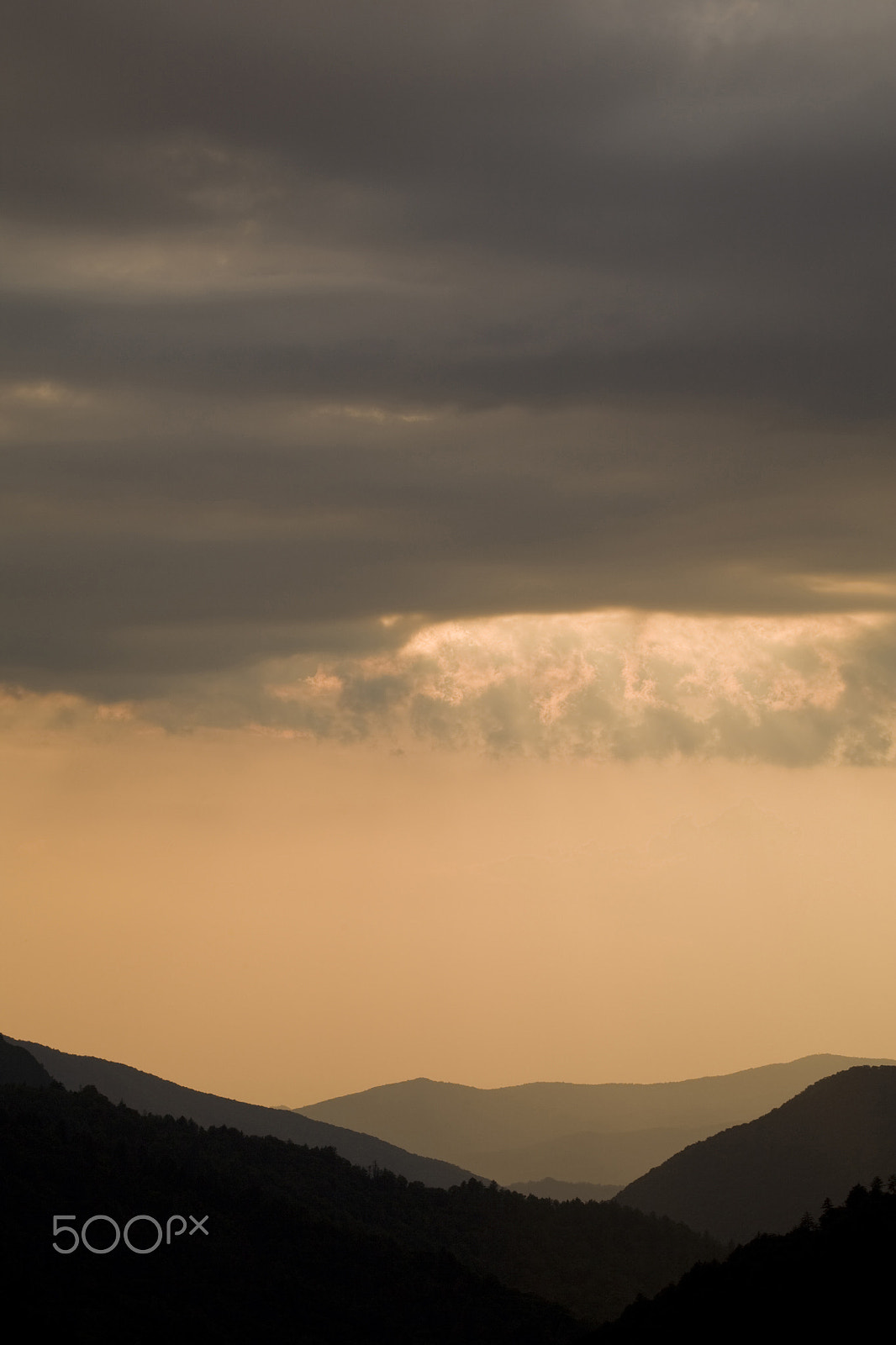 Canon EF 100-400mm F4.5-5.6L IS USM sample photo. Sunset, morton overlook, great smoky mtns np photography