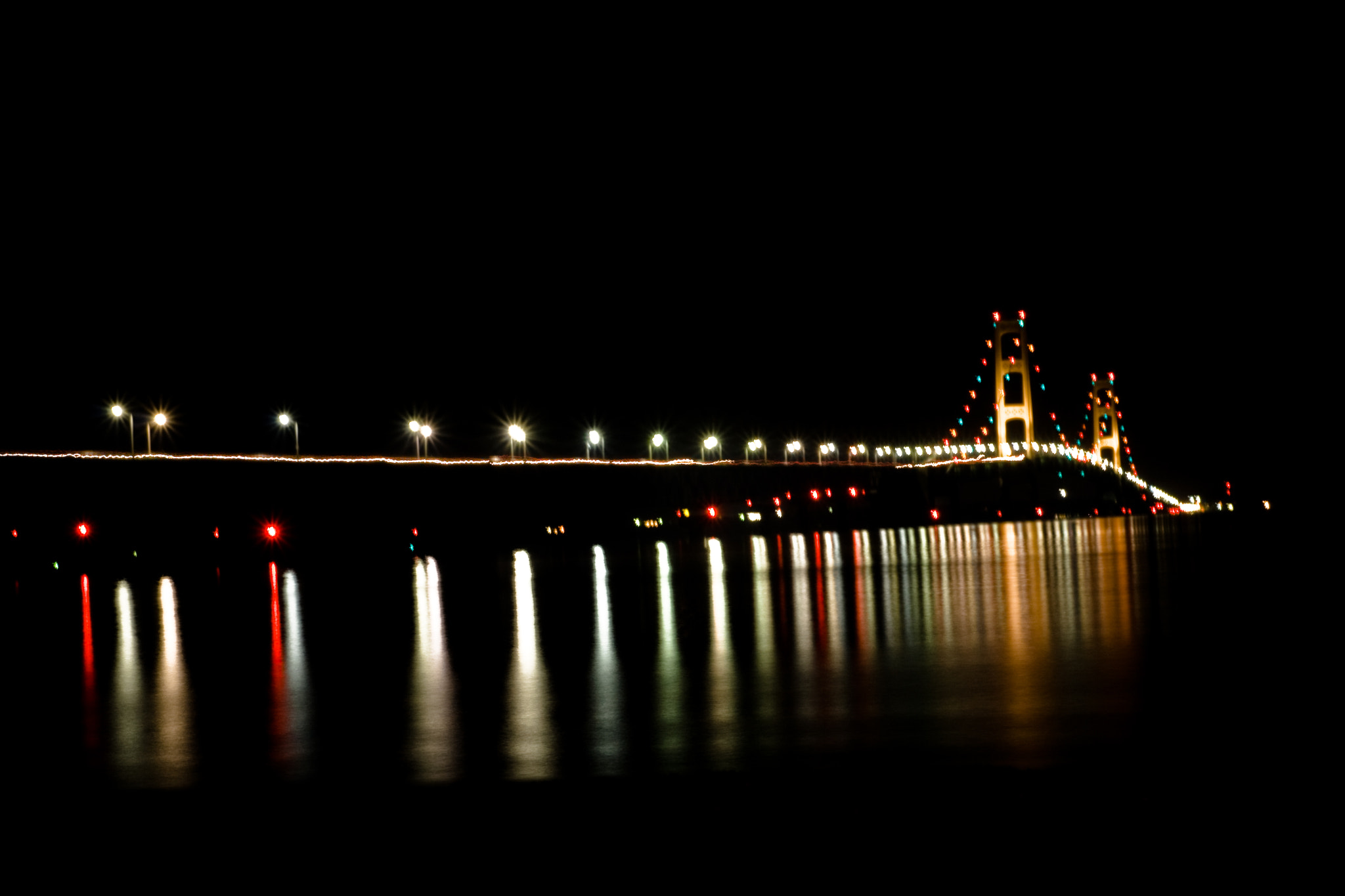 Canon EOS 400D (EOS Digital Rebel XTi / EOS Kiss Digital X) sample photo. Bridge of glow photography
