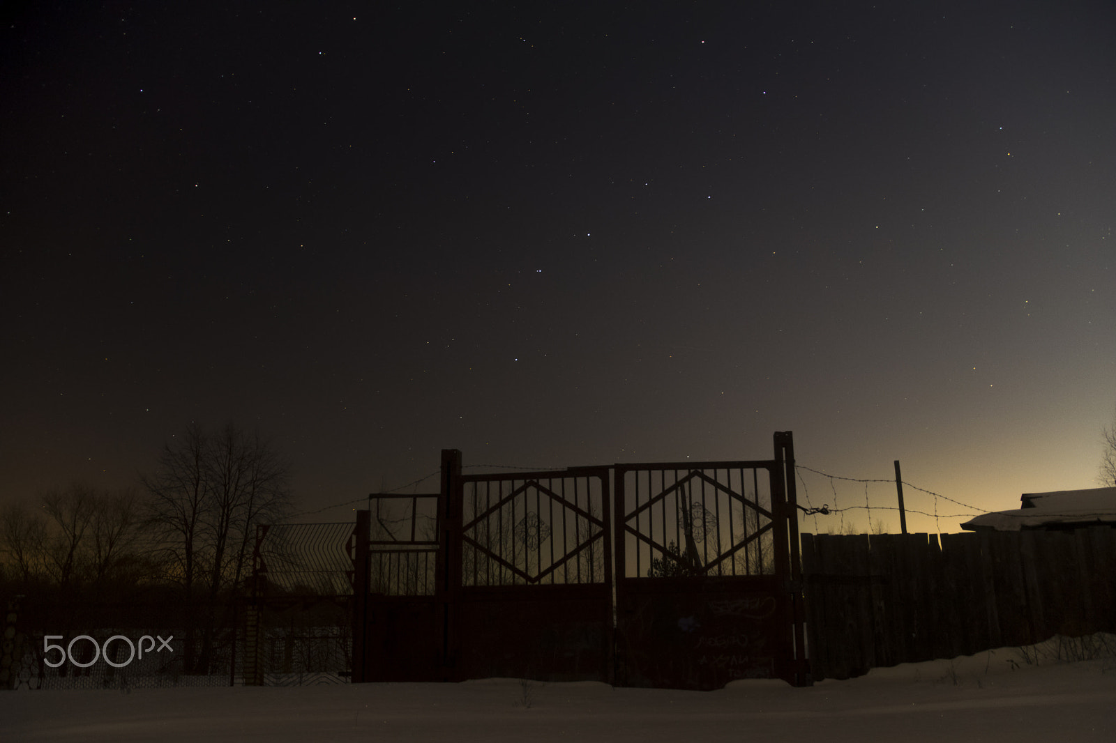 Tamron 16-300mm F3.5-6.3 Di II VC PZD Macro sample photo. Ursa's gate... photography