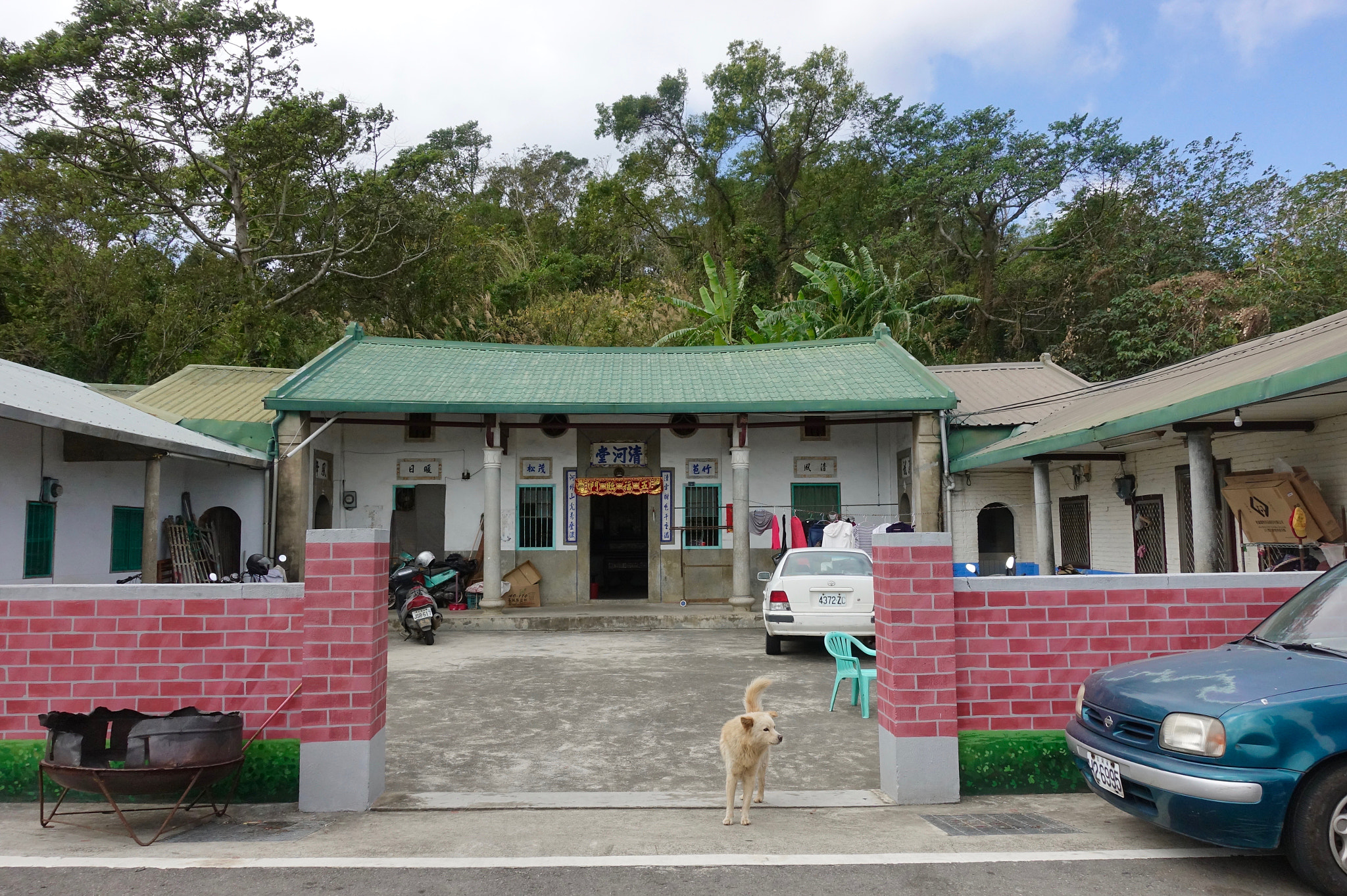 Sony DSC-RX100M5 + Sony 24-70mm F1.8-2.8 sample photo. Hakka traditional farm house photography