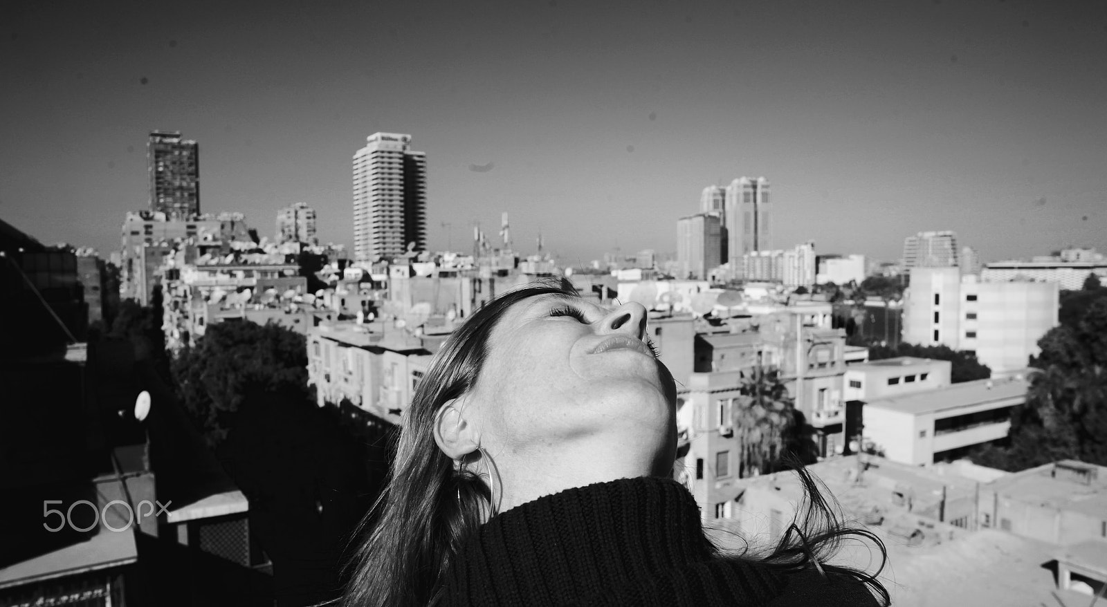 Canon EF 24mm F2.8 sample photo. Sleeping in the city photography