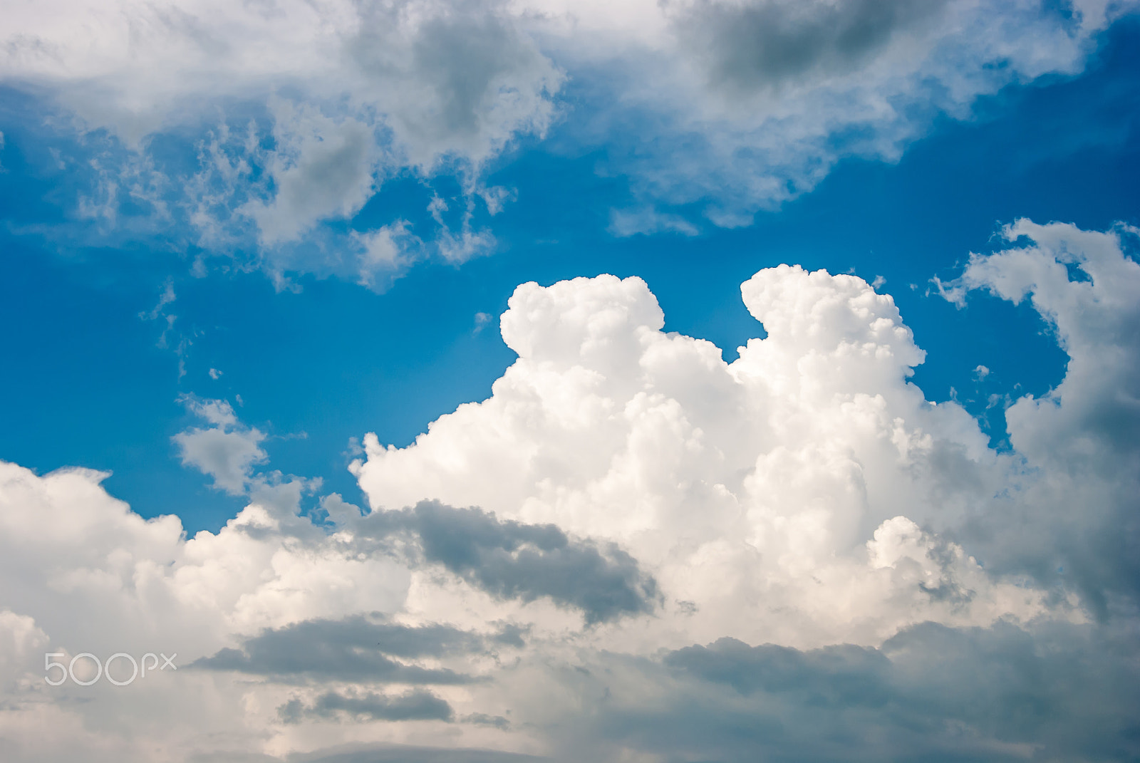 Nikon D3000 sample photo. Blue sky and various cloud formations photography