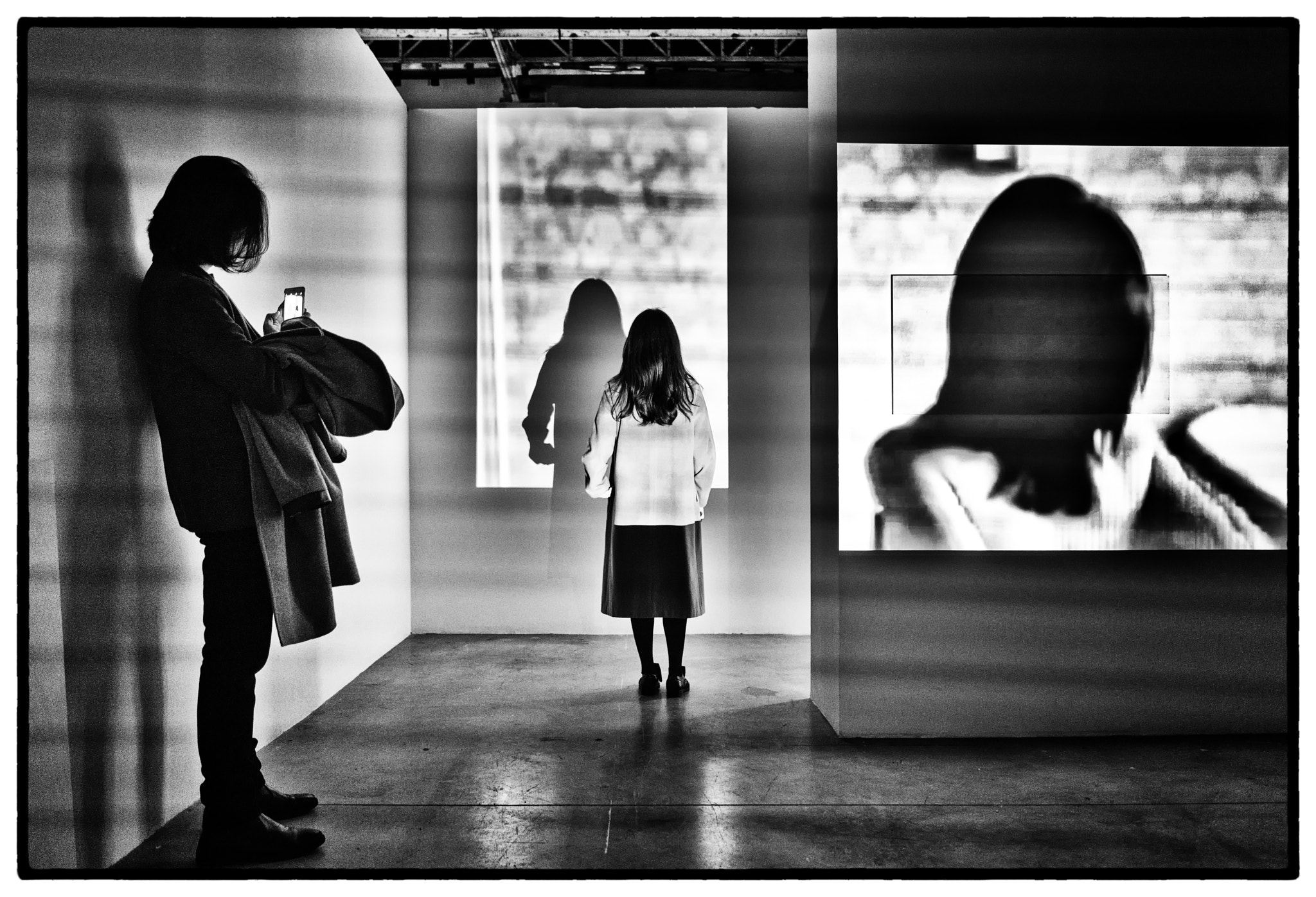 Sony FE 28mm F2 sample photo. Opening @ palais de tokyo photography