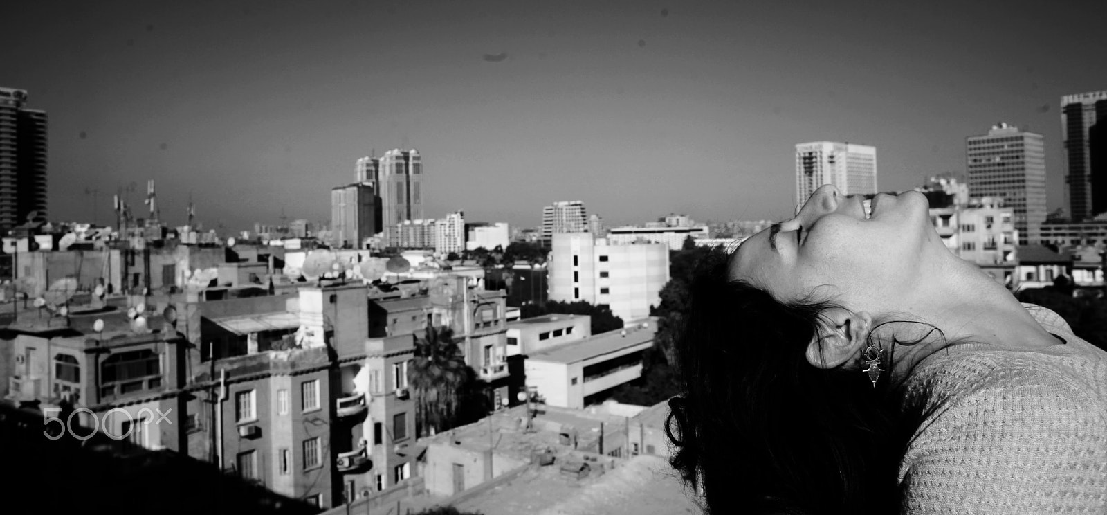 Canon EF 24mm F2.8 sample photo. Beautiful girl and cityscape. photography