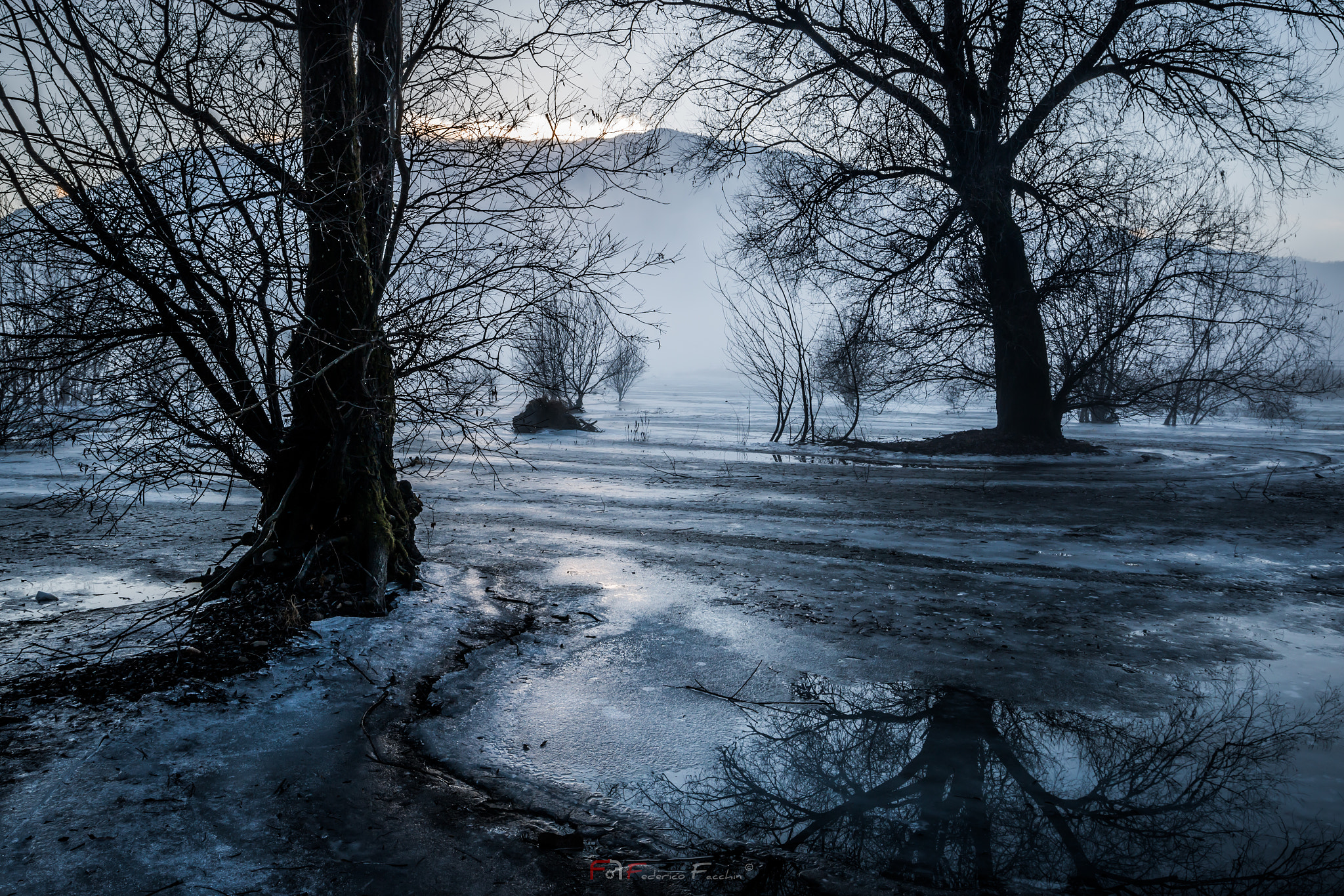Canon EF 16-35mm F4L IS USM sample photo. Frozen lake photography