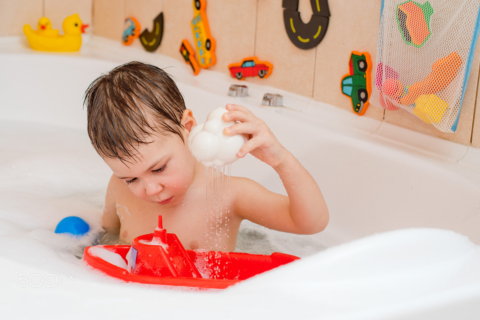 Nikon D800 + Nikon AF Nikkor 50mm F1.4D sample photo. Little boy playing in the bathroom photography