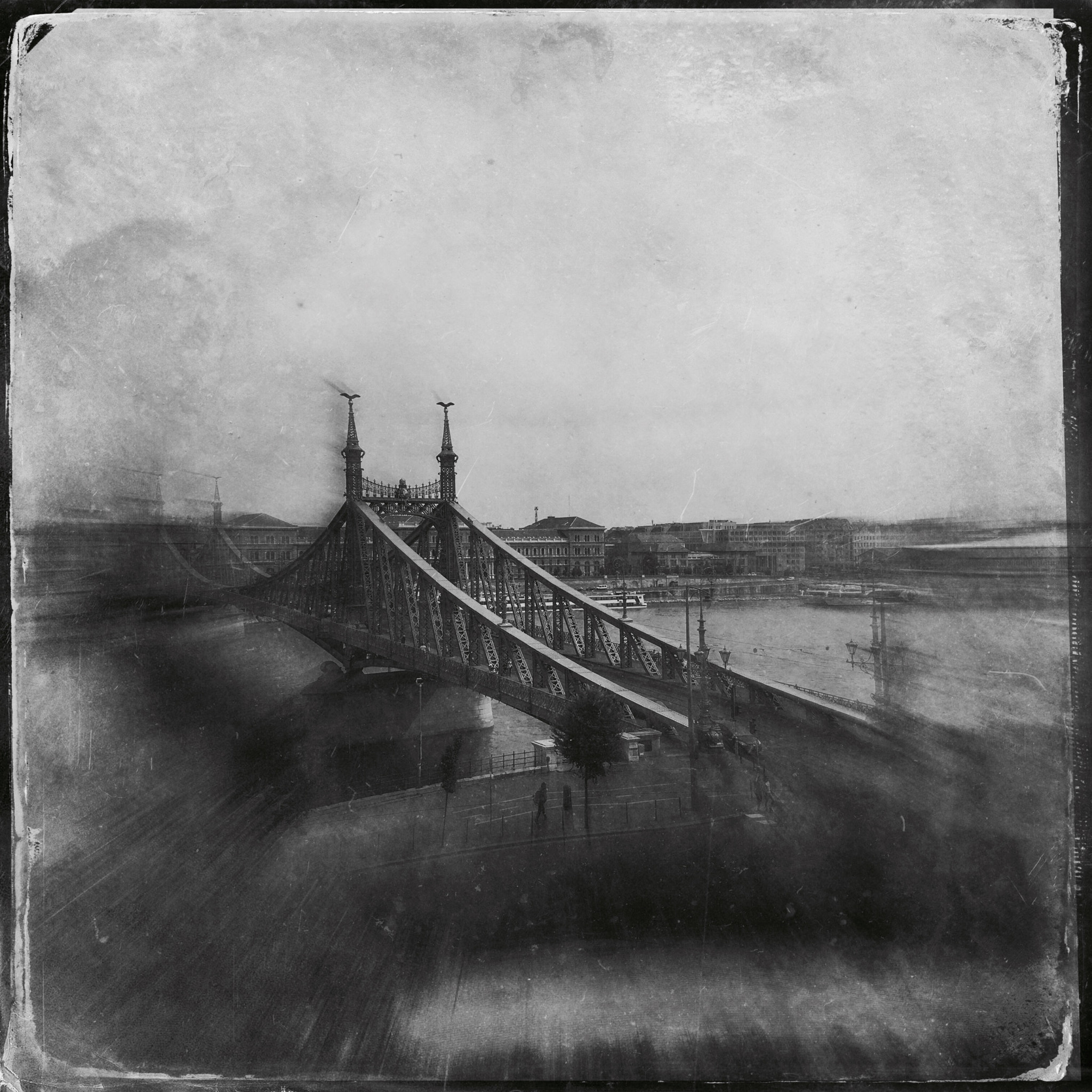 Hipstamatic 314 sample photo. Szabadság híd photography