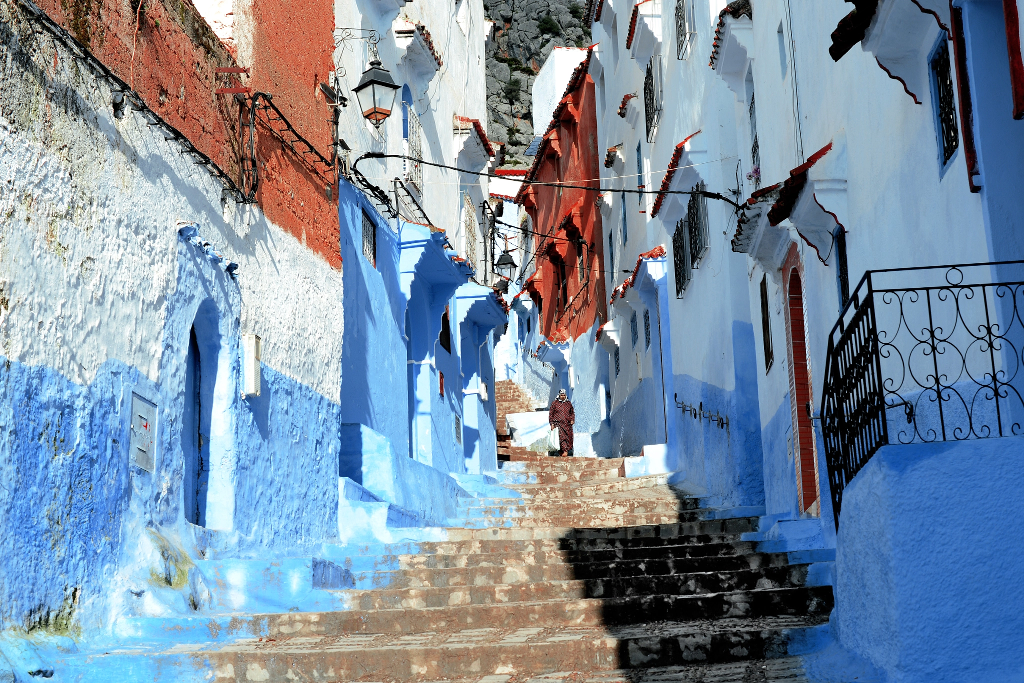 Nikon D600 + Sigma 50mm F2.8 EX DG Macro sample photo. Chefchaouen photography