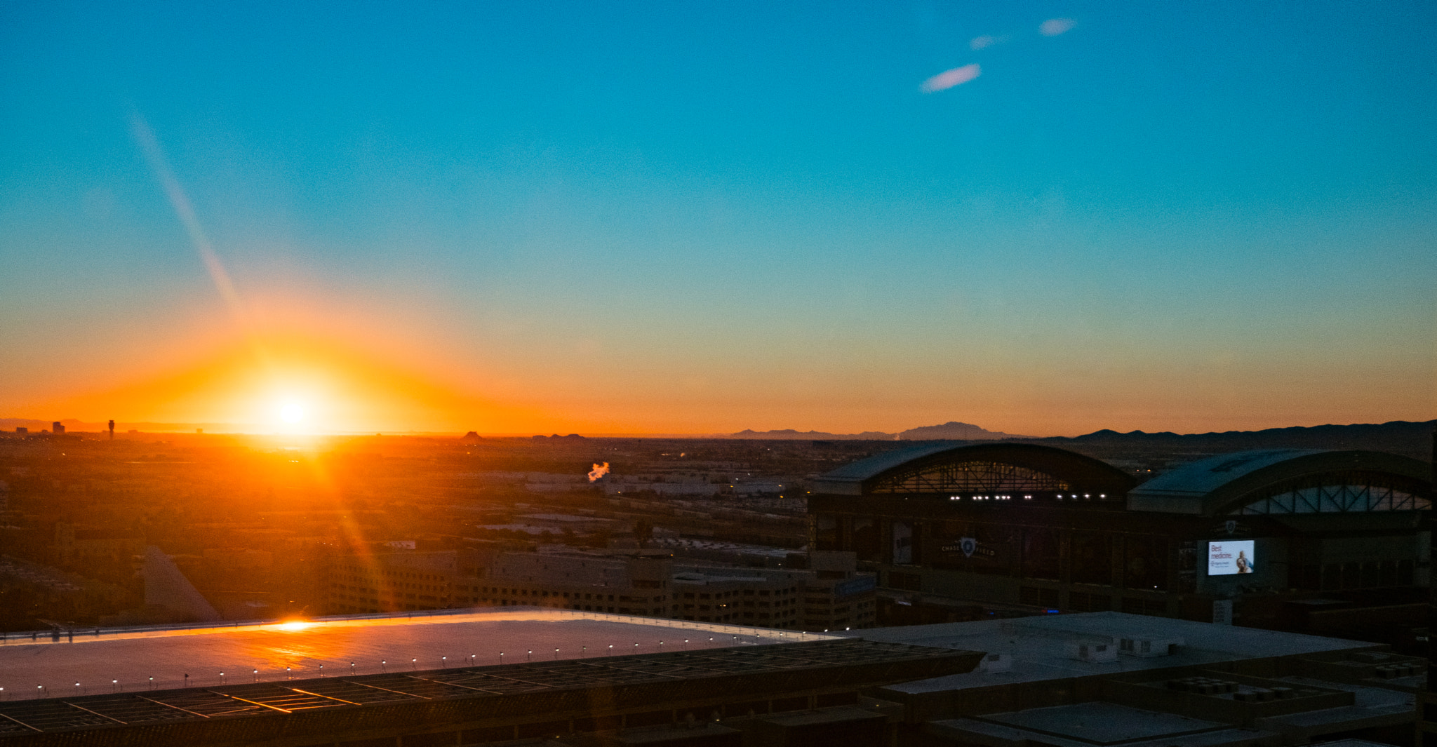 Fujifilm X-T2 + Fujifilm XF 27mm F2.8 sample photo. The sun rises above the horizon in phoenix arizona ... photography