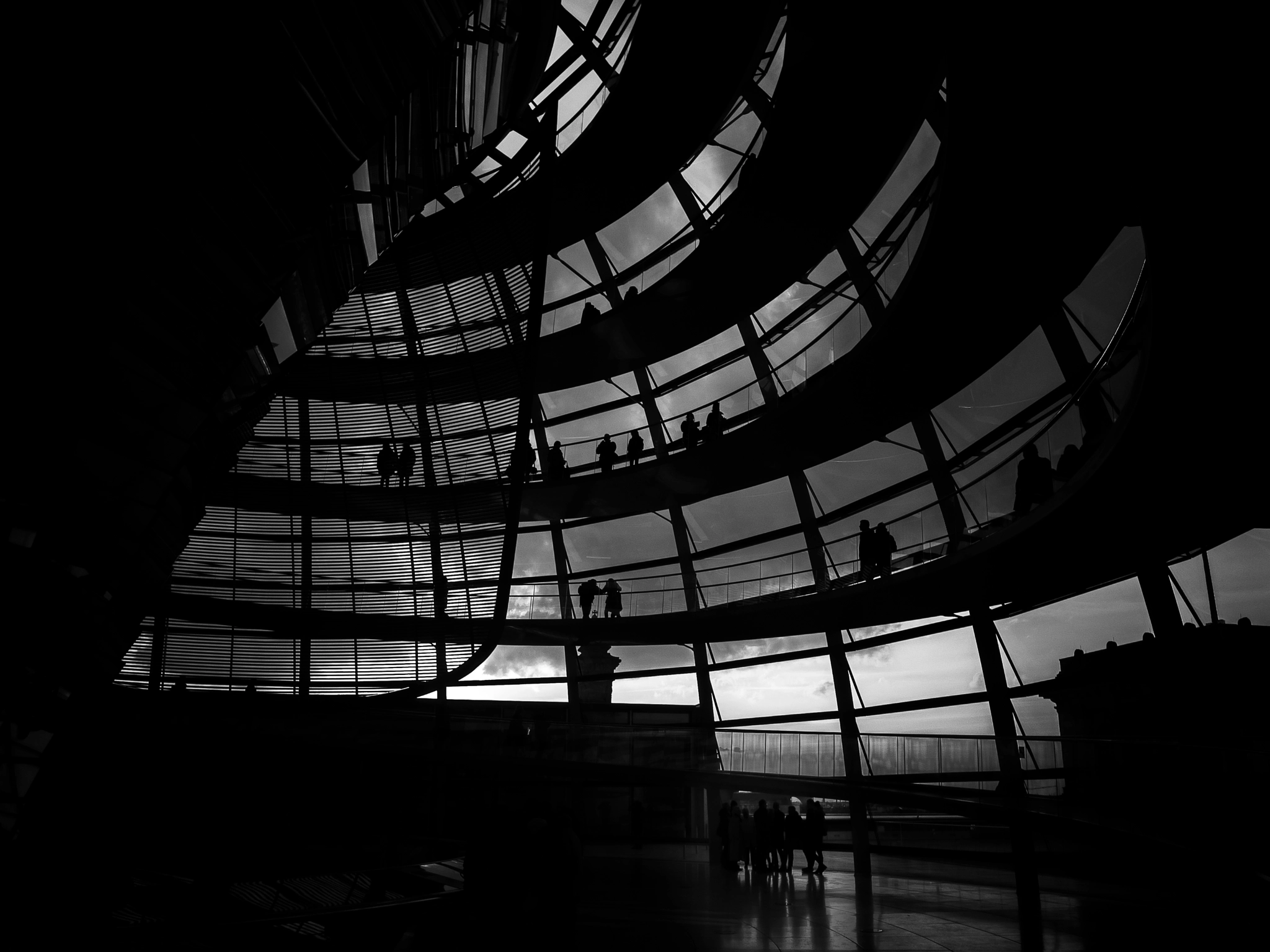 OLYMPUS M.12mm F2.0 sample photo. 'reichstag' photography