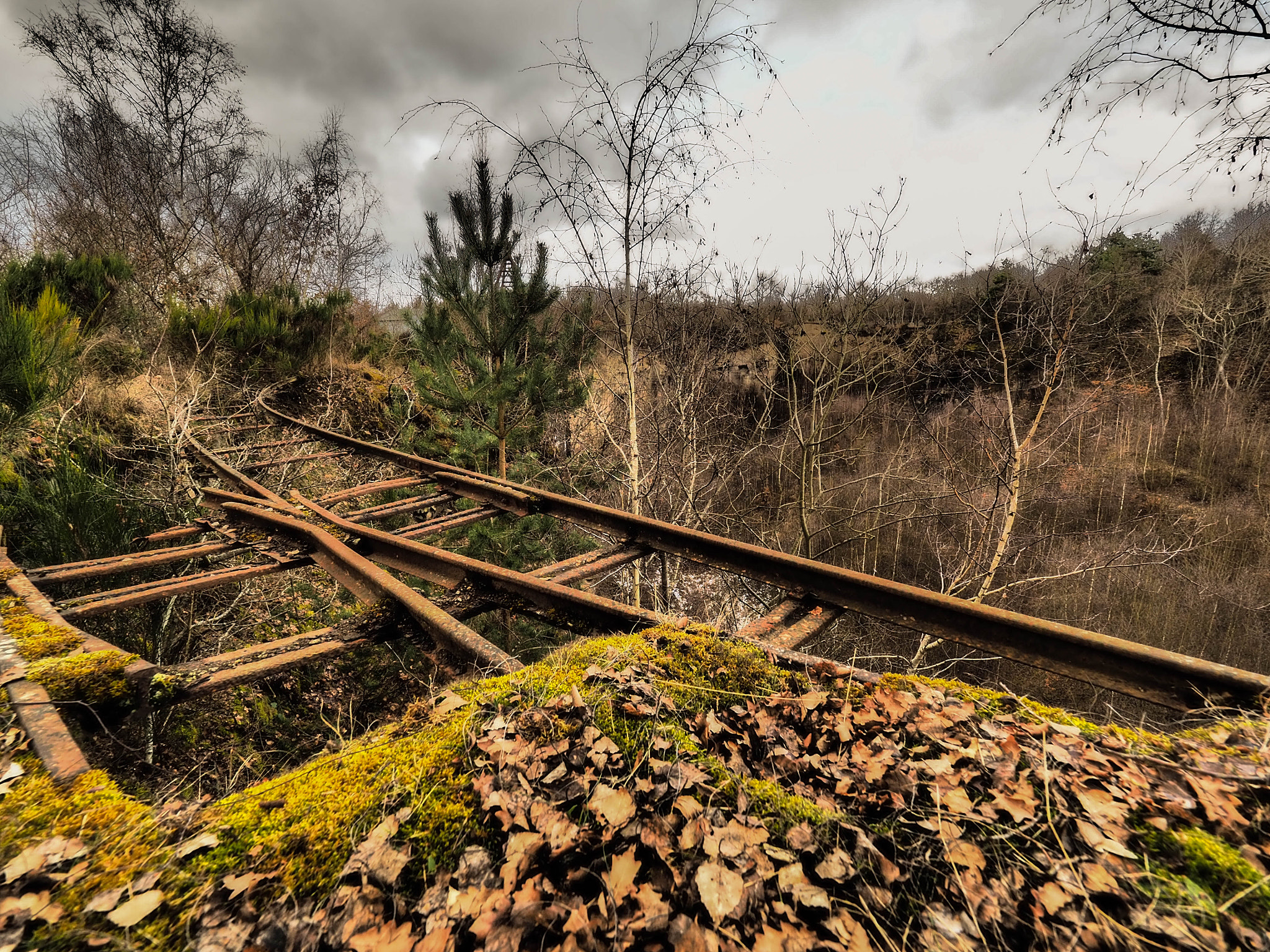 Olympus OM-D E-M5 II + Olympus M.Zuiko Digital ED 7-14mm F2.8 PRO sample photo. Never stop train photography