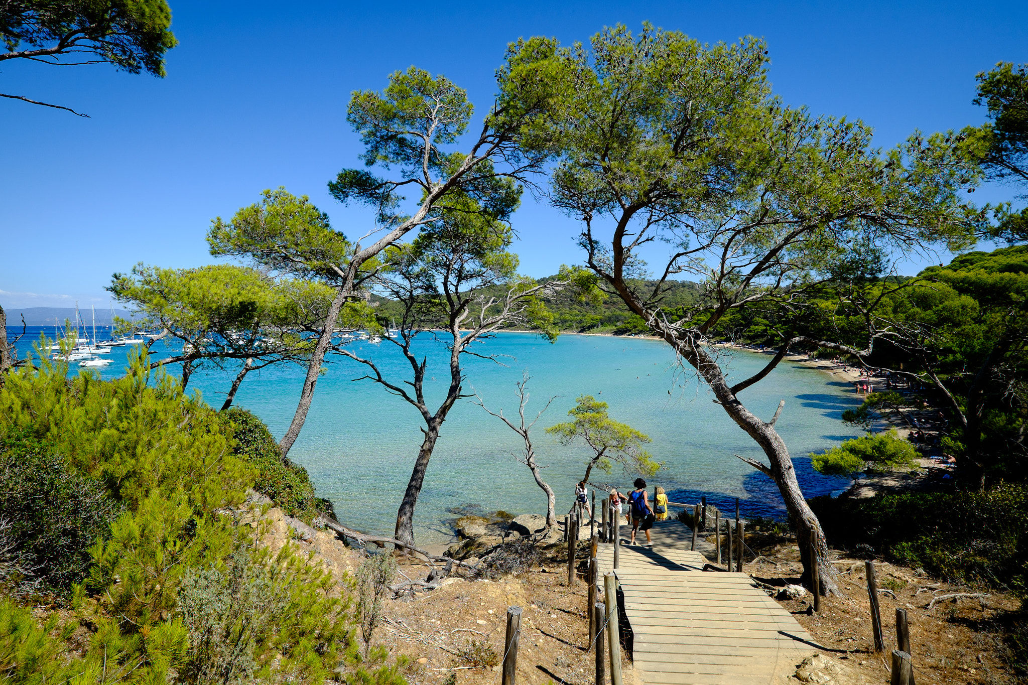 Fujifilm X-E2 + Fujifilm XF 10-24mm F4 R OIS sample photo. Porquerolles, france photography