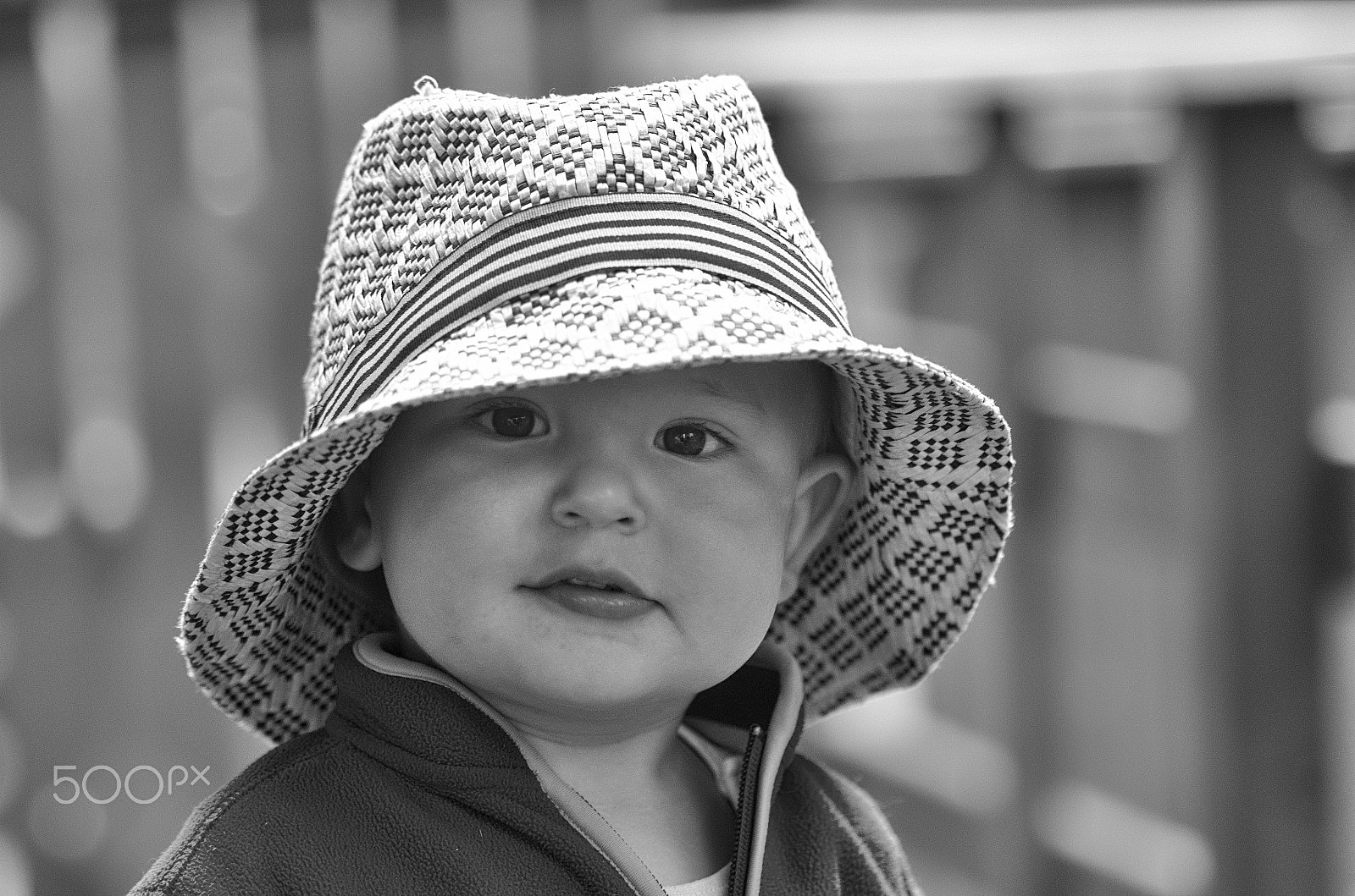 Sigma 70-200mm F2.8 EX DG Macro HSM II sample photo. Love at first sight photography