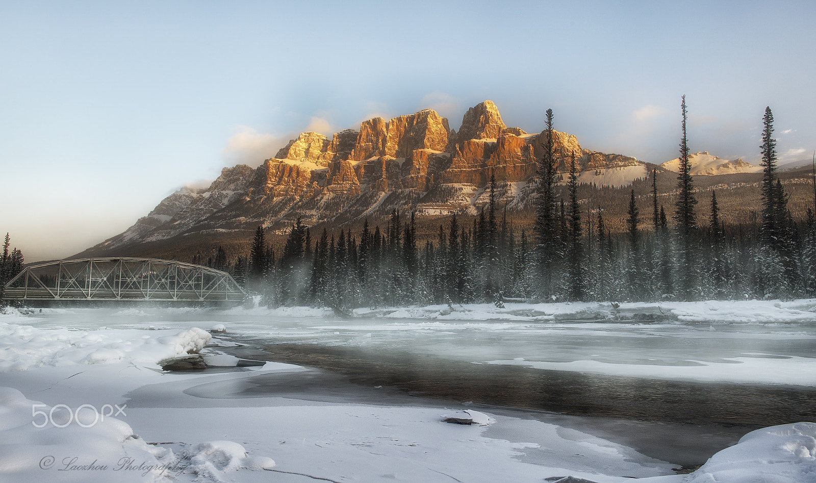 Nikon D5 sample photo. Sunrise at castle mountain photography