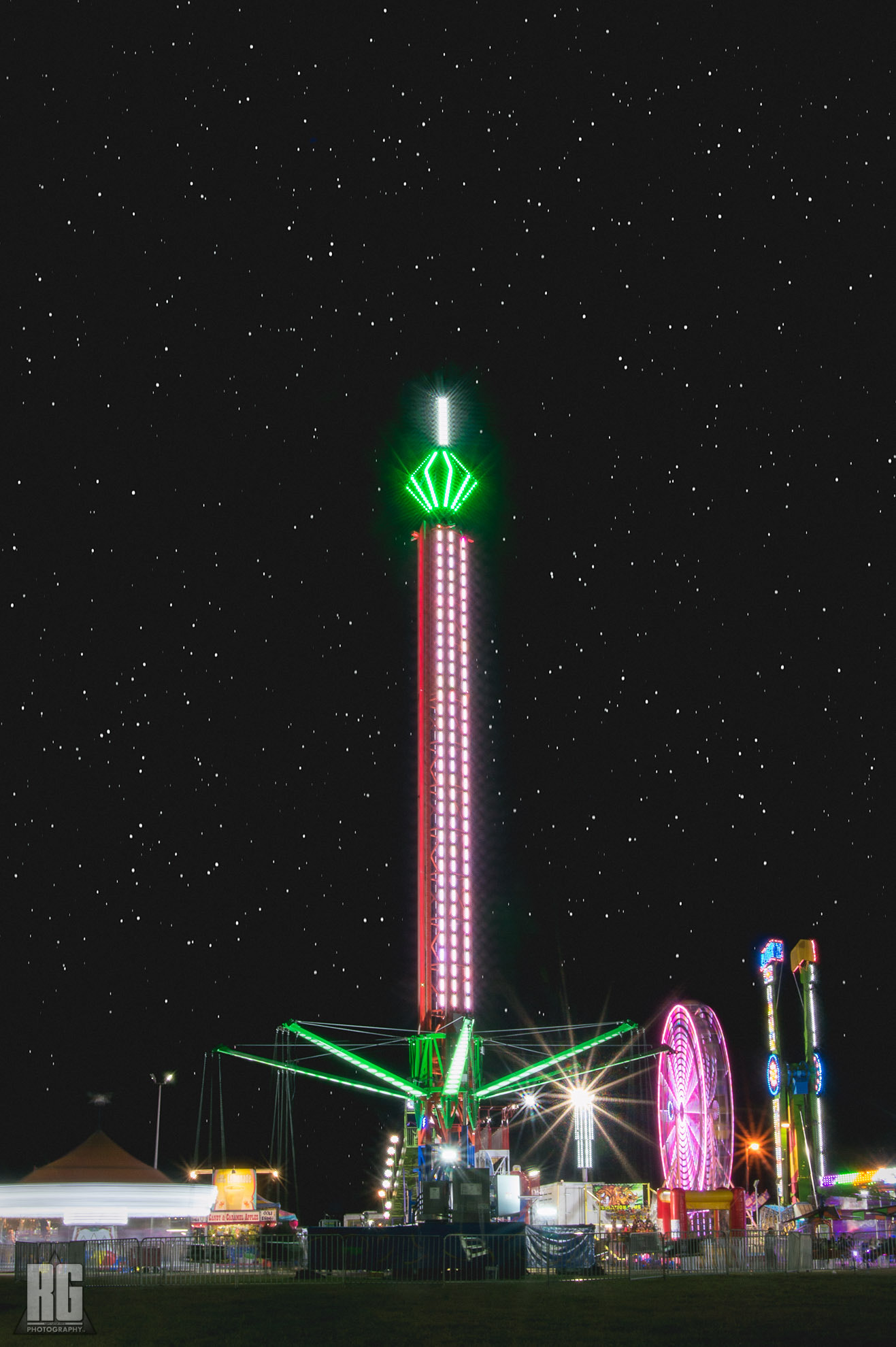 Nikon D3200 sample photo. Carnival night photography