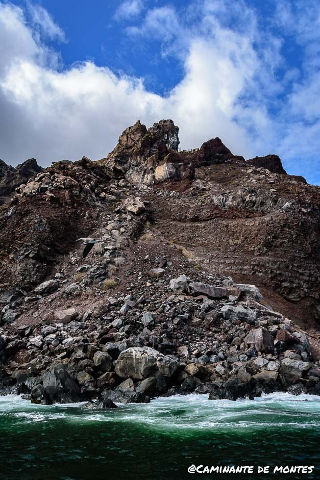 Sigma 18-250mm F3.5-6.3 DC Macro OS HSM sample photo. Textures in the ecuador vulcano. photography