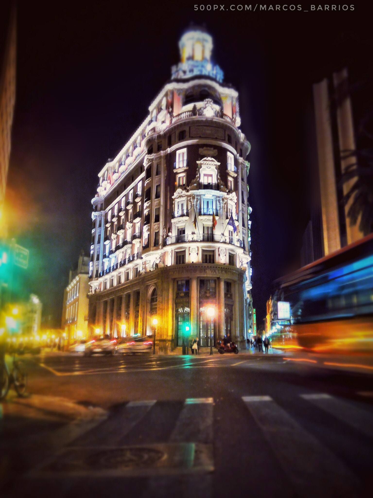 bq Aquaris E5 FHD sample photo. Bank of valencia photography