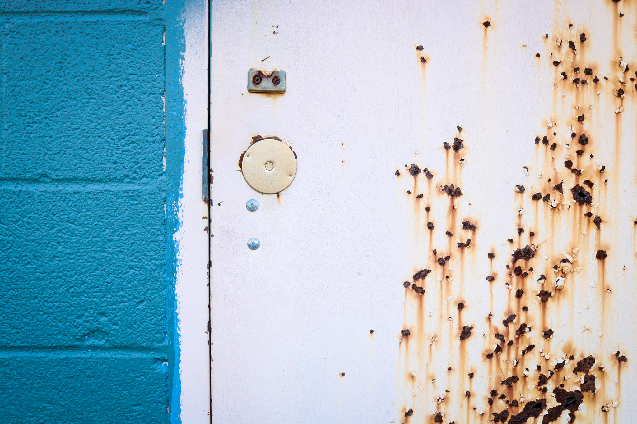 Canon EF-S 24mm F2.8 STM sample photo. Dtown walk photography