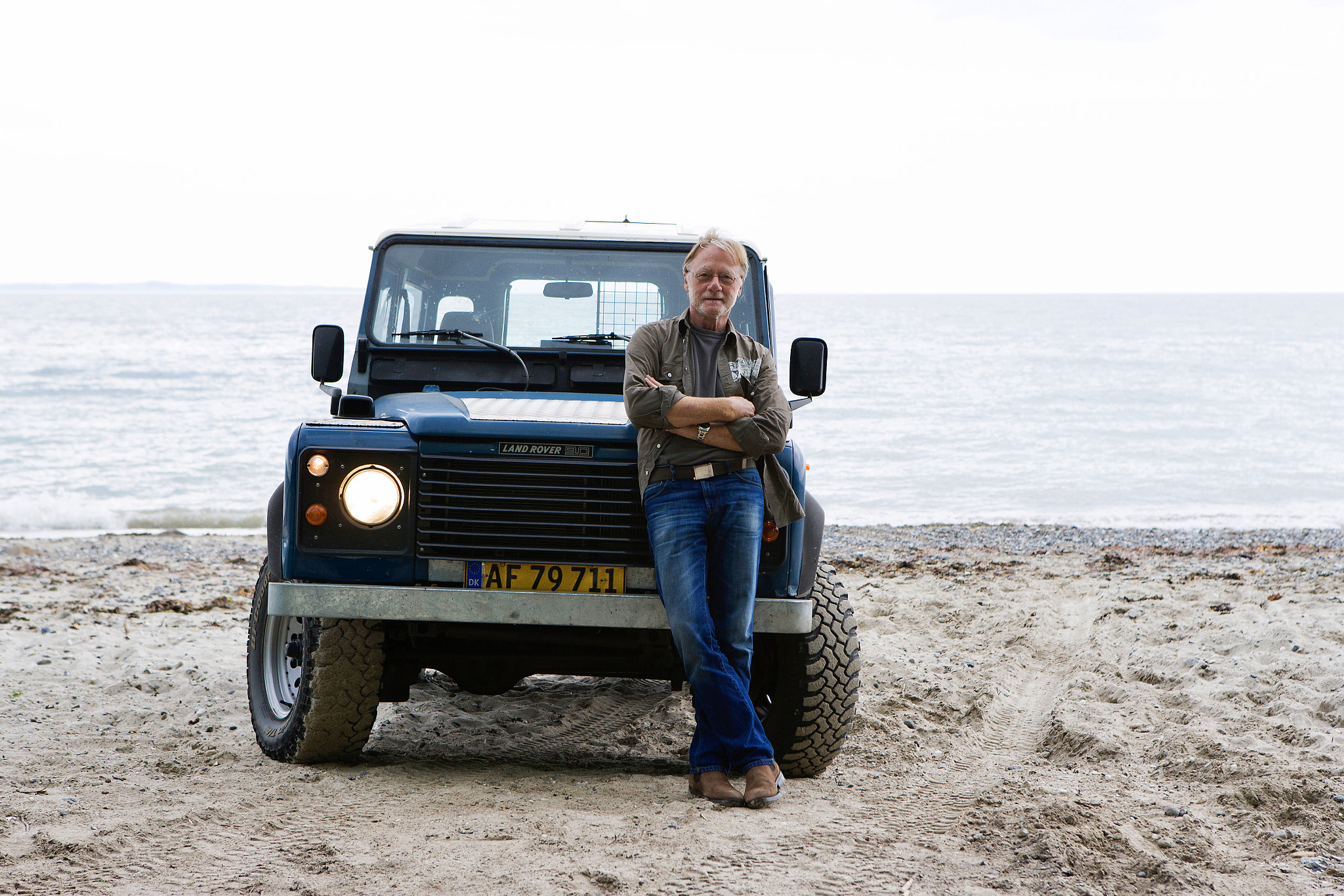 Canon EOS-1Ds Mark II sample photo. Land rover 90 and a proud driver photography