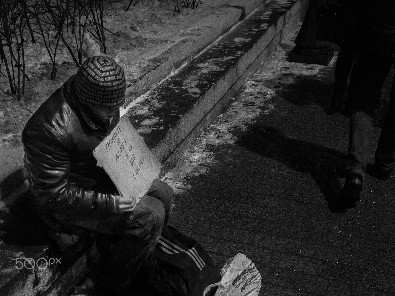 Canon EF-S 24mm F2.8 STM sample photo. Homeless photography