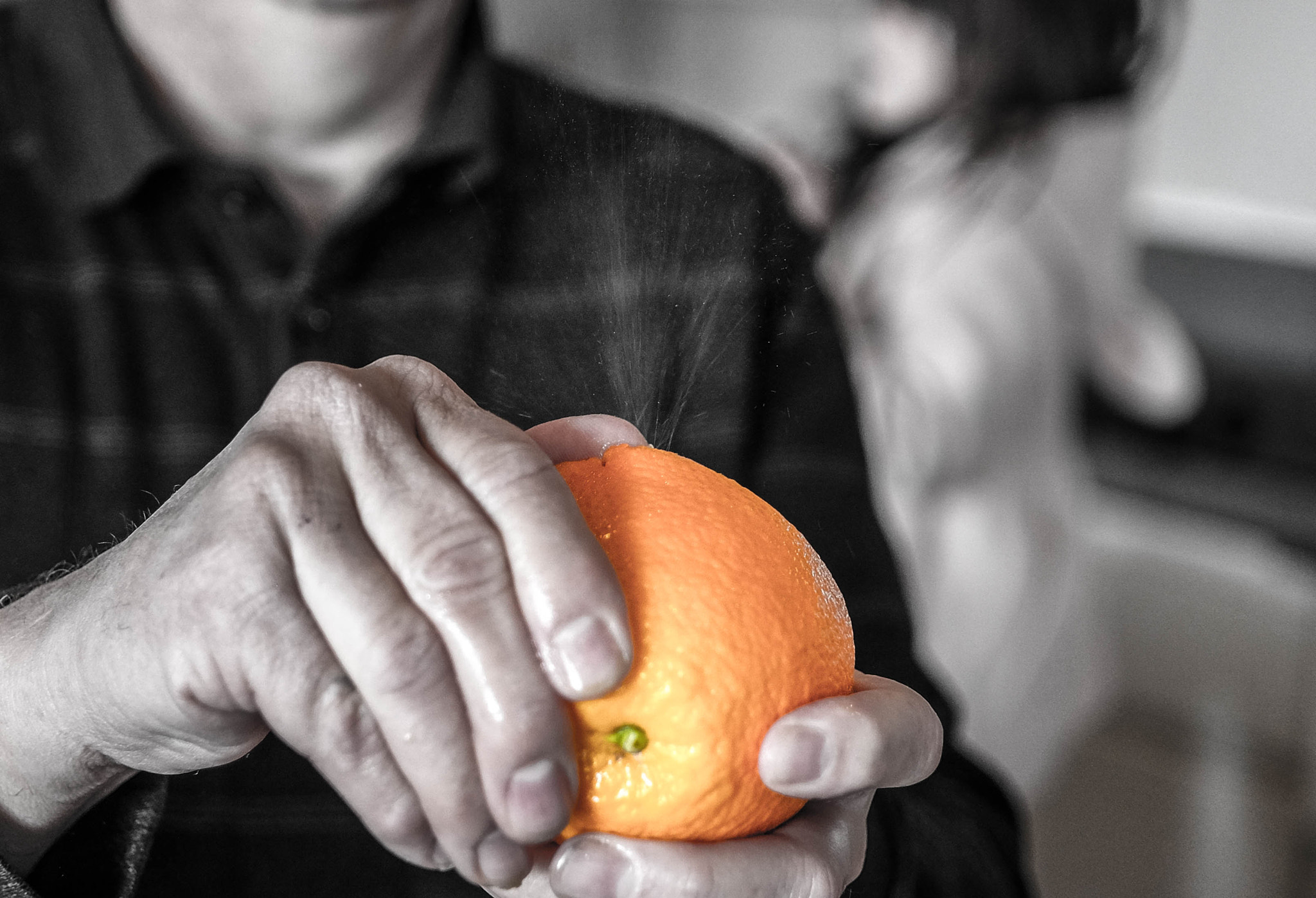 ZEISS Touit 32mm F1.8 sample photo. Orange mist. photography