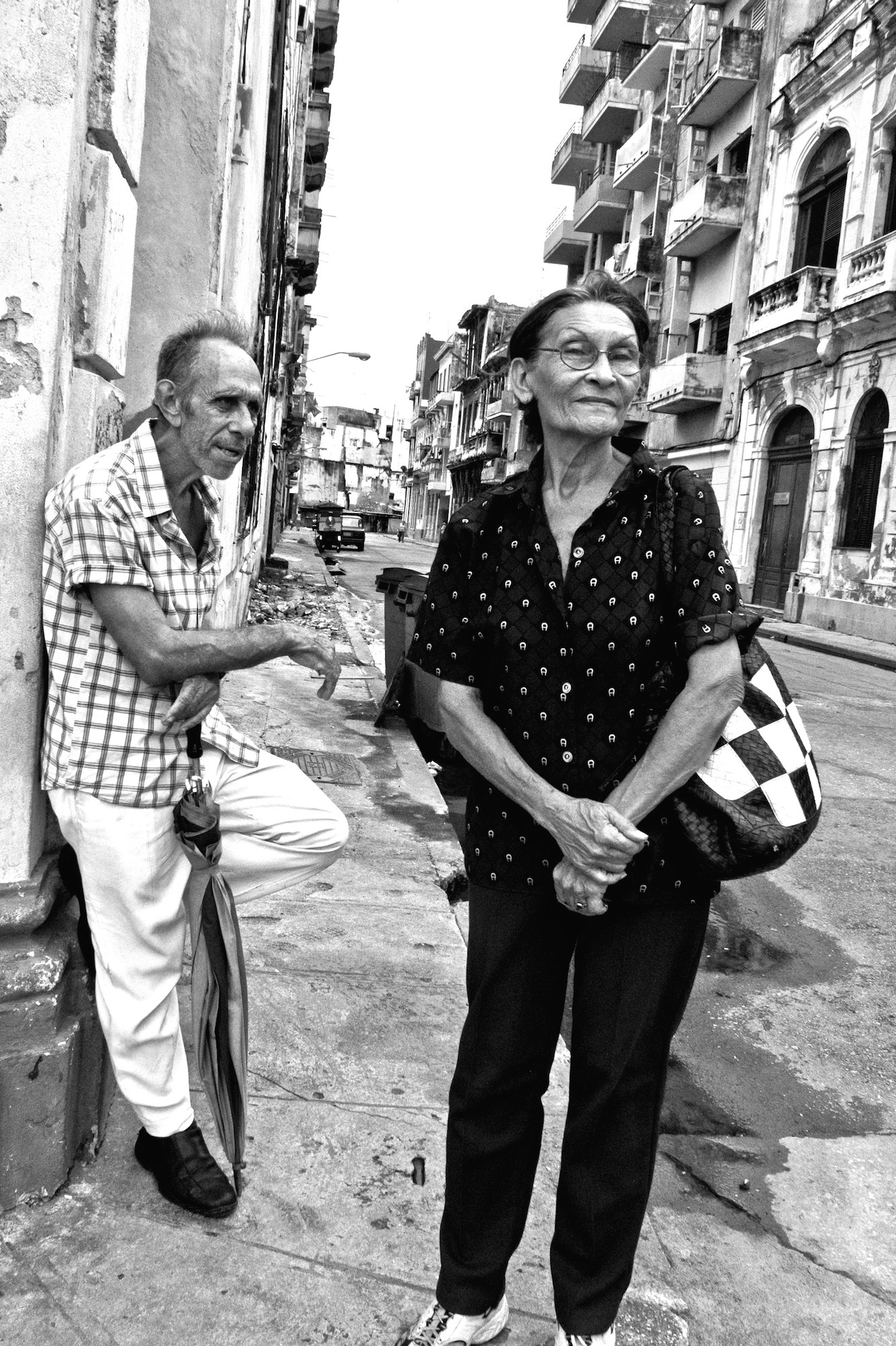 Leica D-LUX 4 sample photo. Vertical cuba 10 photography