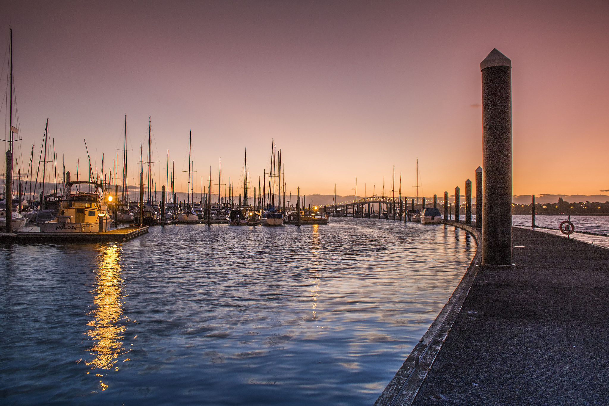 Canon EOS 7D Mark II + Canon EF-S 18-55mm F3.5-5.6 IS STM sample photo. Sunset harbour photography