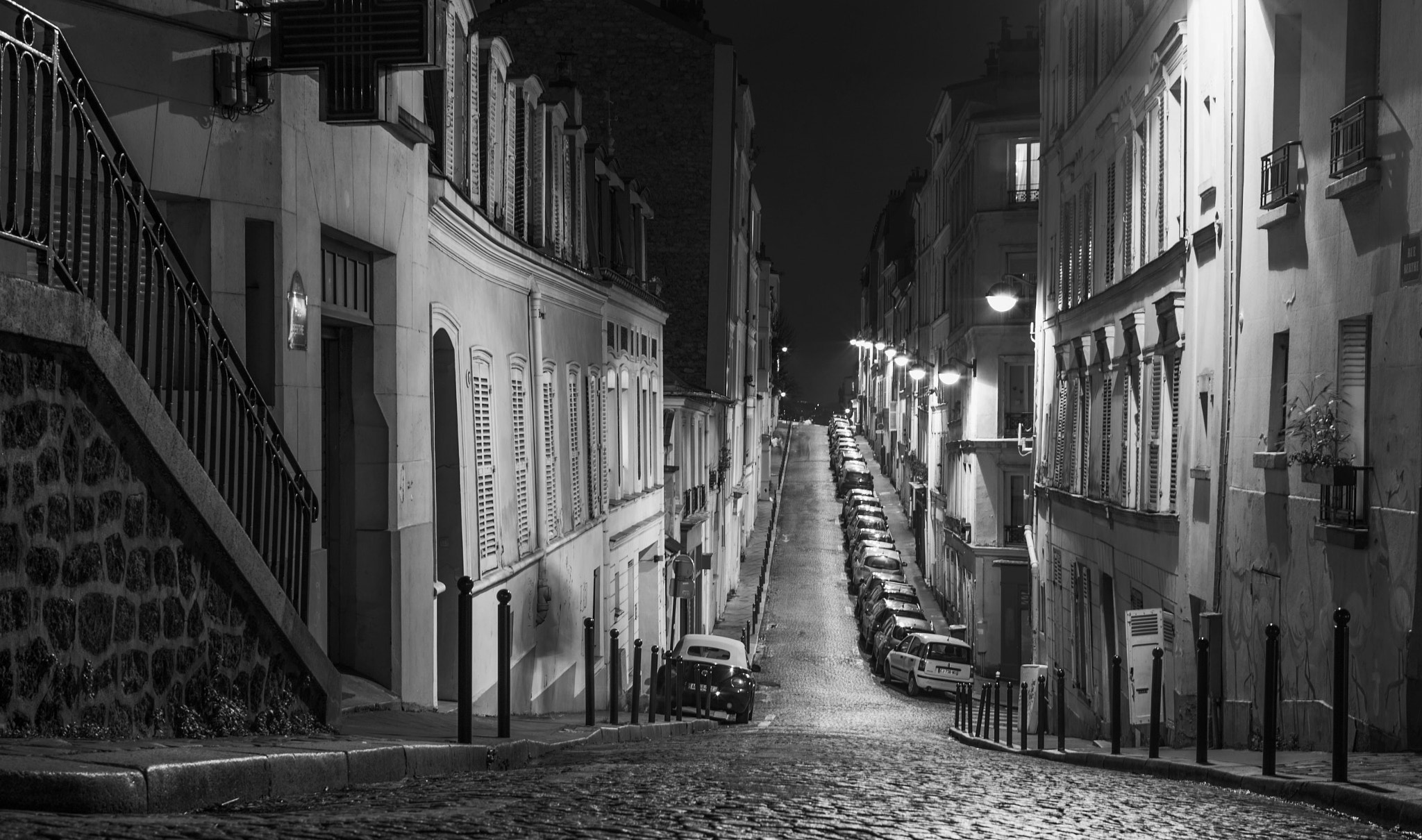 Canon EOS-1D X sample photo. Montmartre photography