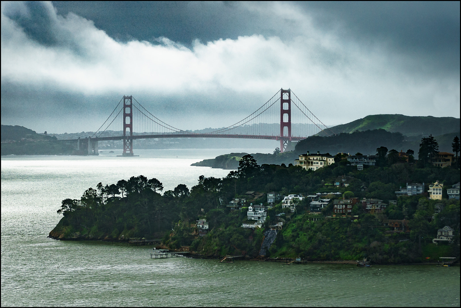 Sony FE 28-70mm F3.5-5.6 OSS sample photo. Stormy afternoon at the golden gate photography