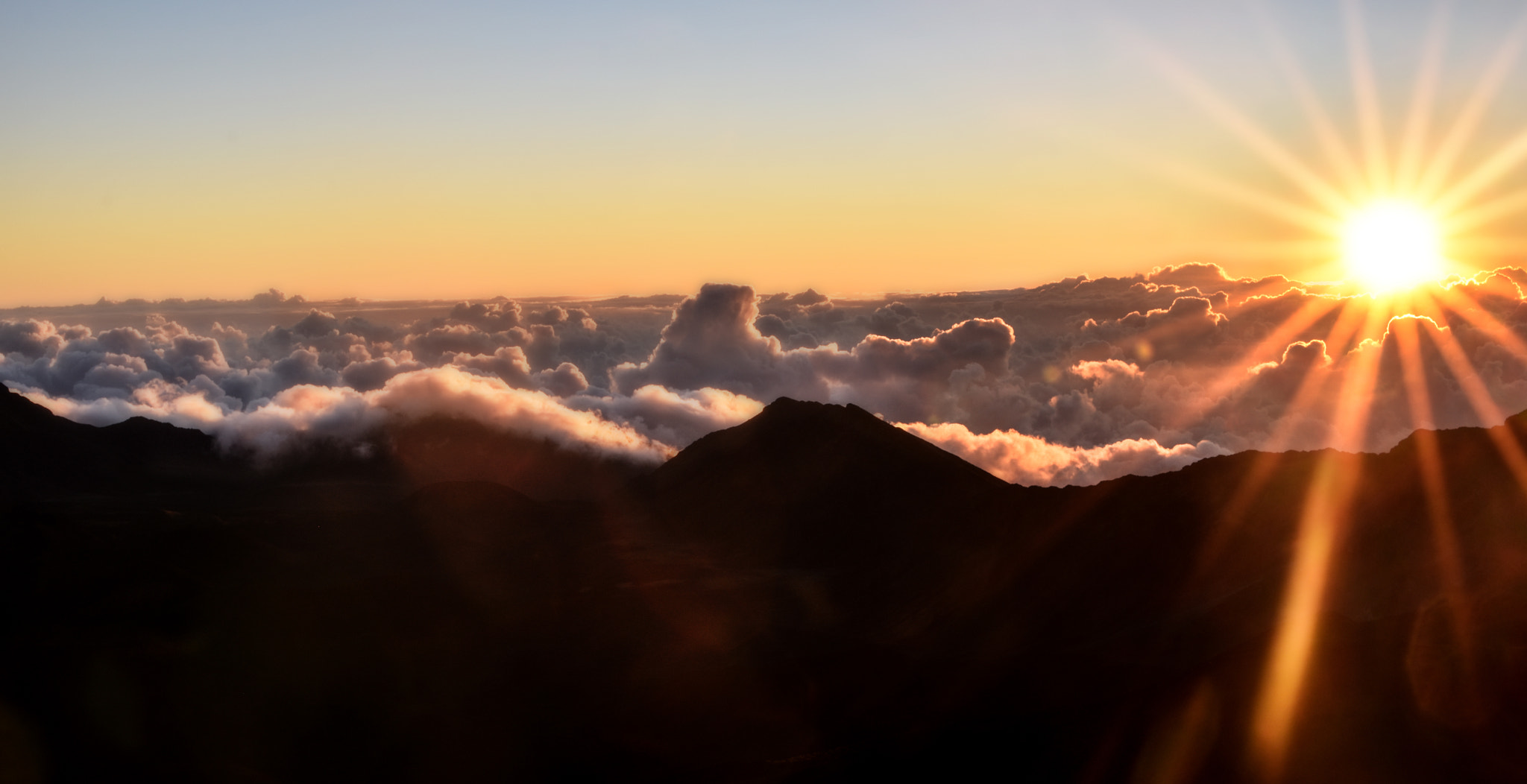 Nikon D5500 + Tamron SP 35mm F1.8 Di VC USD sample photo. Haleakalā photography