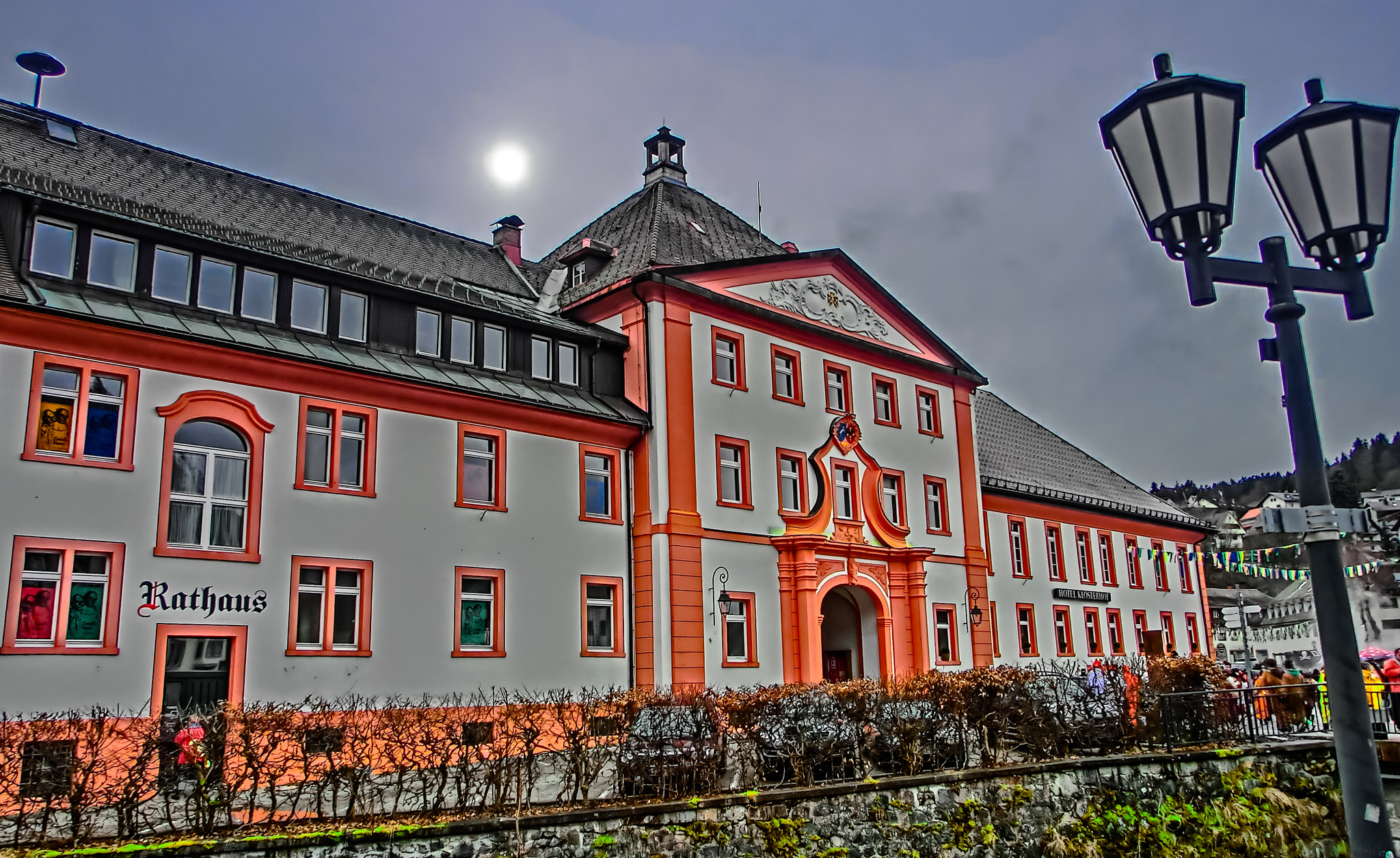 CASIO EX-ZR100 sample photo. Rathaus photography