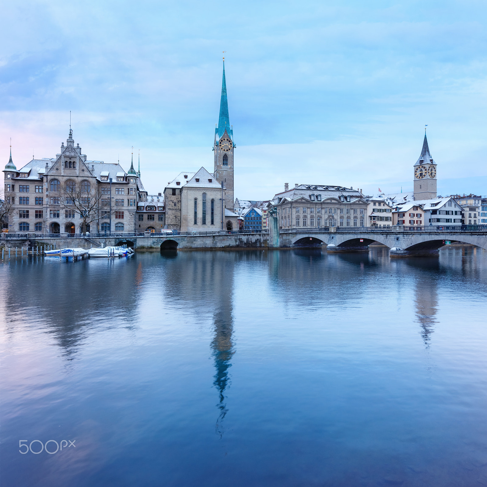 Canon TS-E 24.0mm f/3.5 L II sample photo. Old zurich town, view on river photography