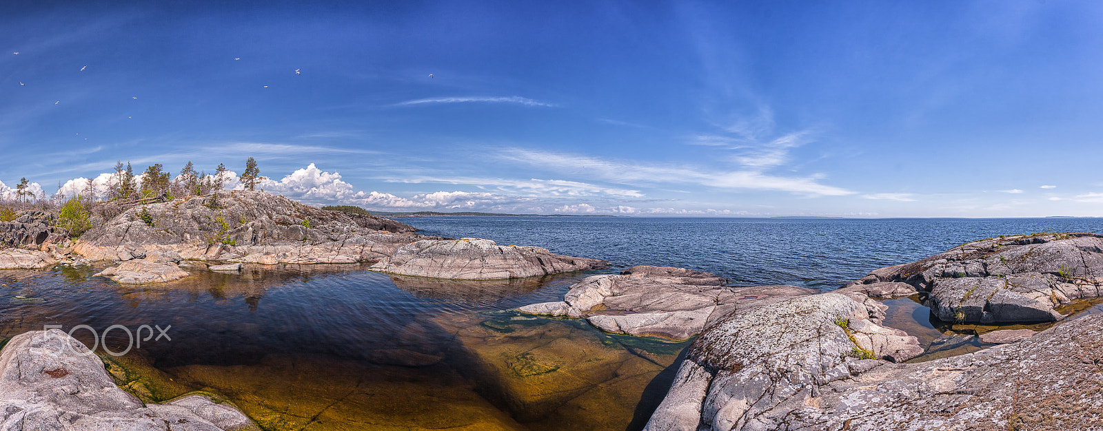 Canon EOS 40D + Canon EF 16-35mm F2.8L II USM sample photo. The expanse of lake ladoga photography