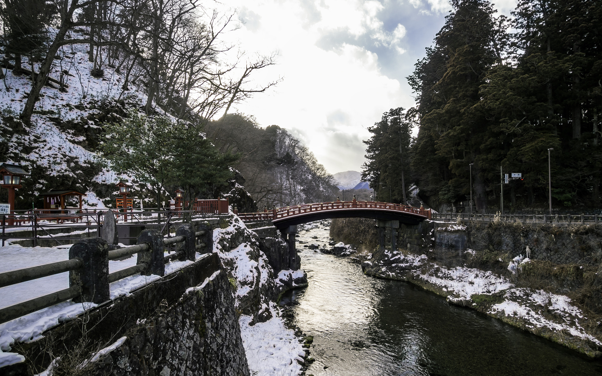 Olympus PEN E-PL7 + OLYMPUS M.9-18mm F4.0-5.6 sample photo. Shinkyo bridge photography