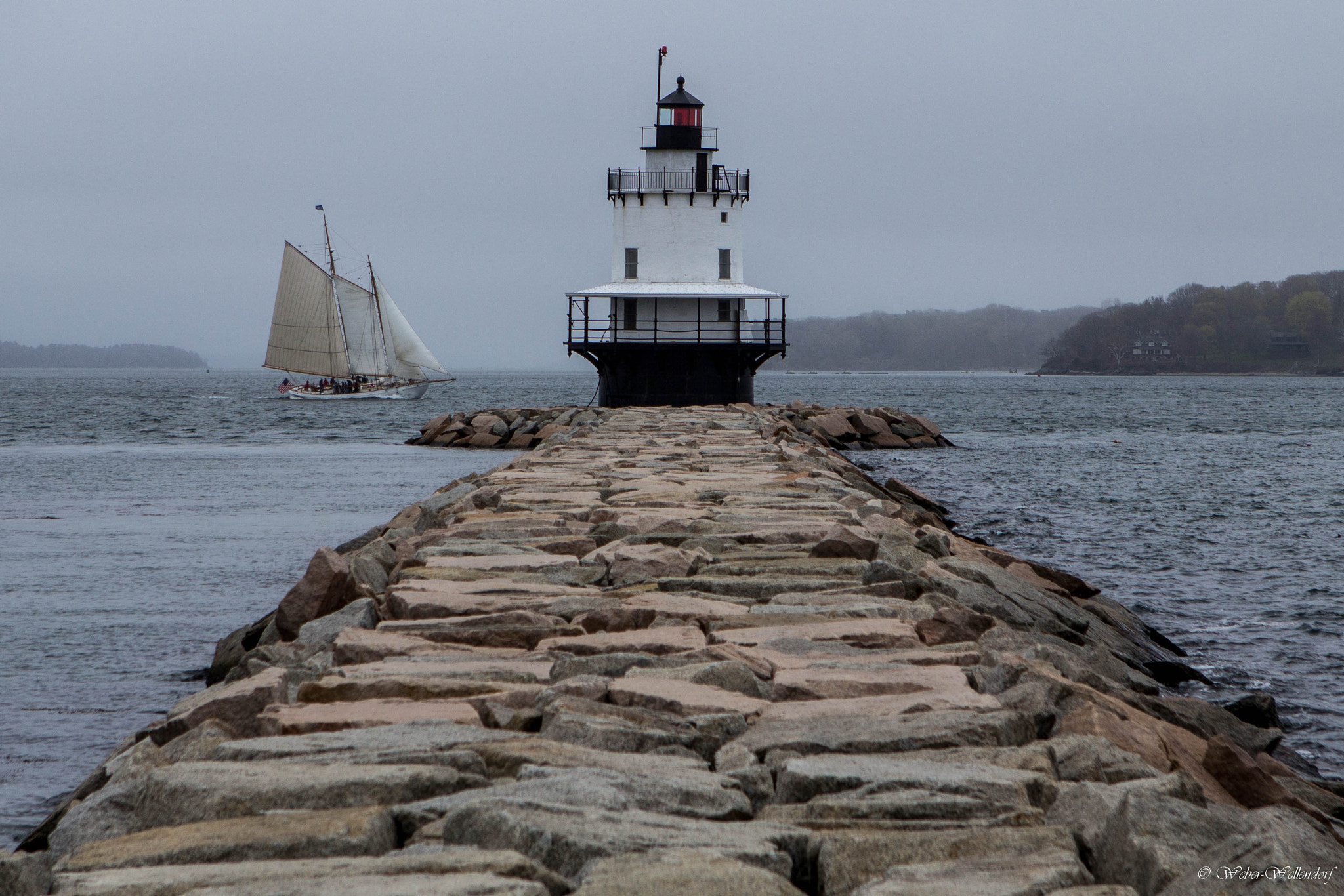 Canon EOS 60D + Canon EF 24-70mm F2.8L USM sample photo. Spring point ledge lighthouse photography
